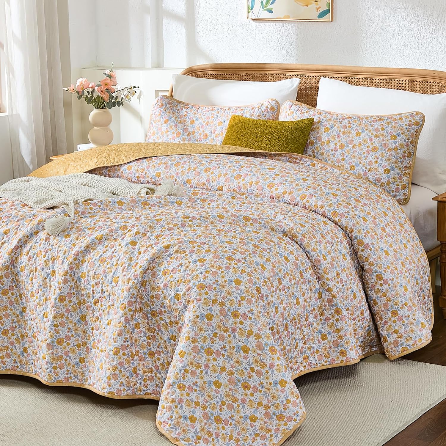 Xruibed Floral Quilt Set Queen Size, 3 Pieces Yellow Bedspread Coverlet Set, Lightweight Coquette Cottagecore Shabby Chic Bedding Set for Women Teen Girls All Season(96"x90")