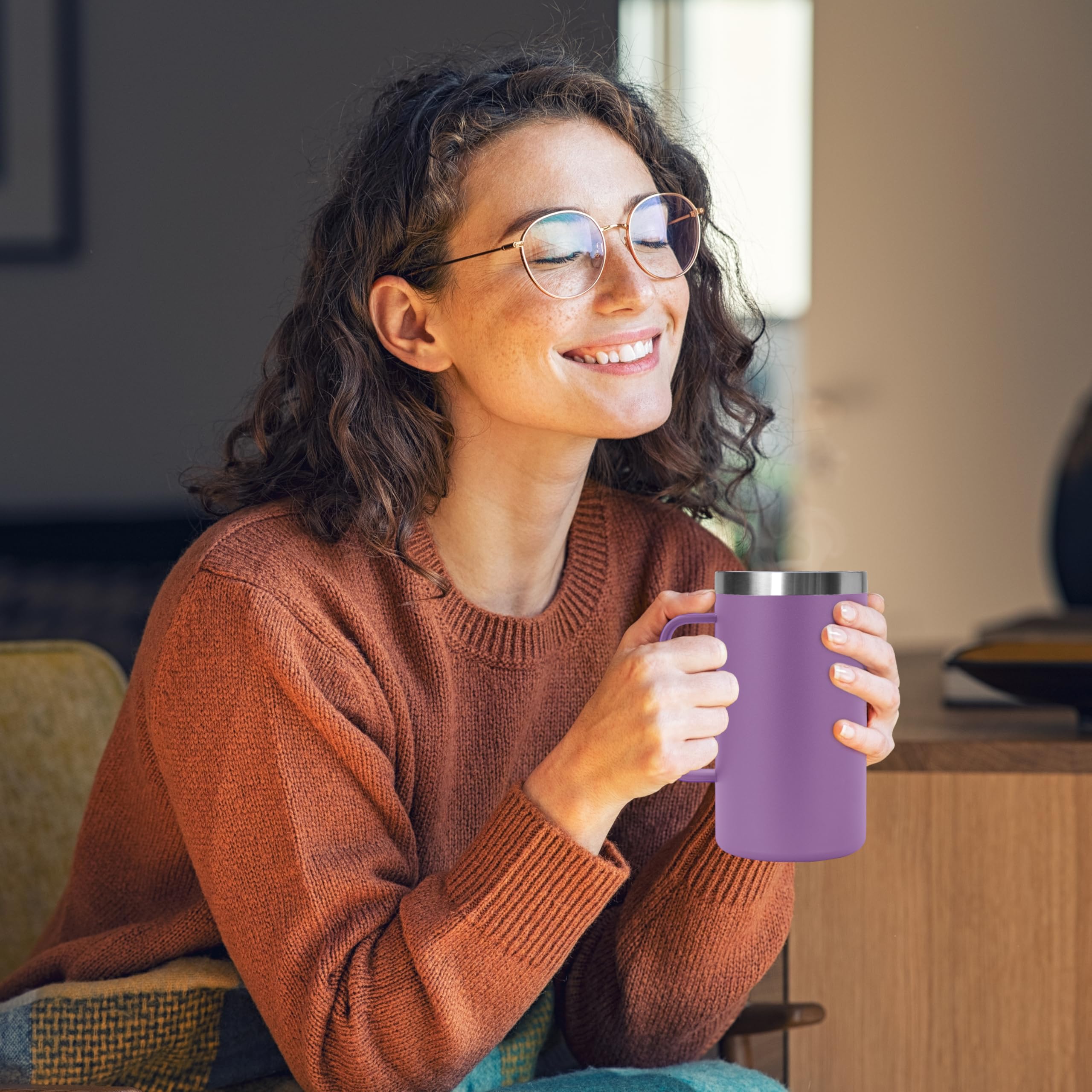 DOMICARE Taza de café de acero inoxidable de 24 onzas con asa y tapa, taza de viaje con asa, vaso de café al vacío de doble pared, taza aislada reutilizable, morado oscuro, paquete de 8