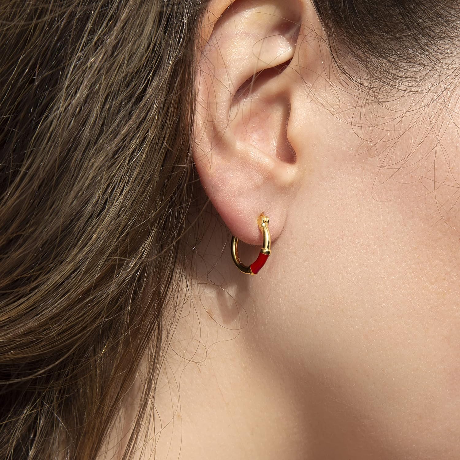 Tuscany Silver Women's Sterling Silver Yellow Gold Plated 15mm Red Enamel Hoop Earrings