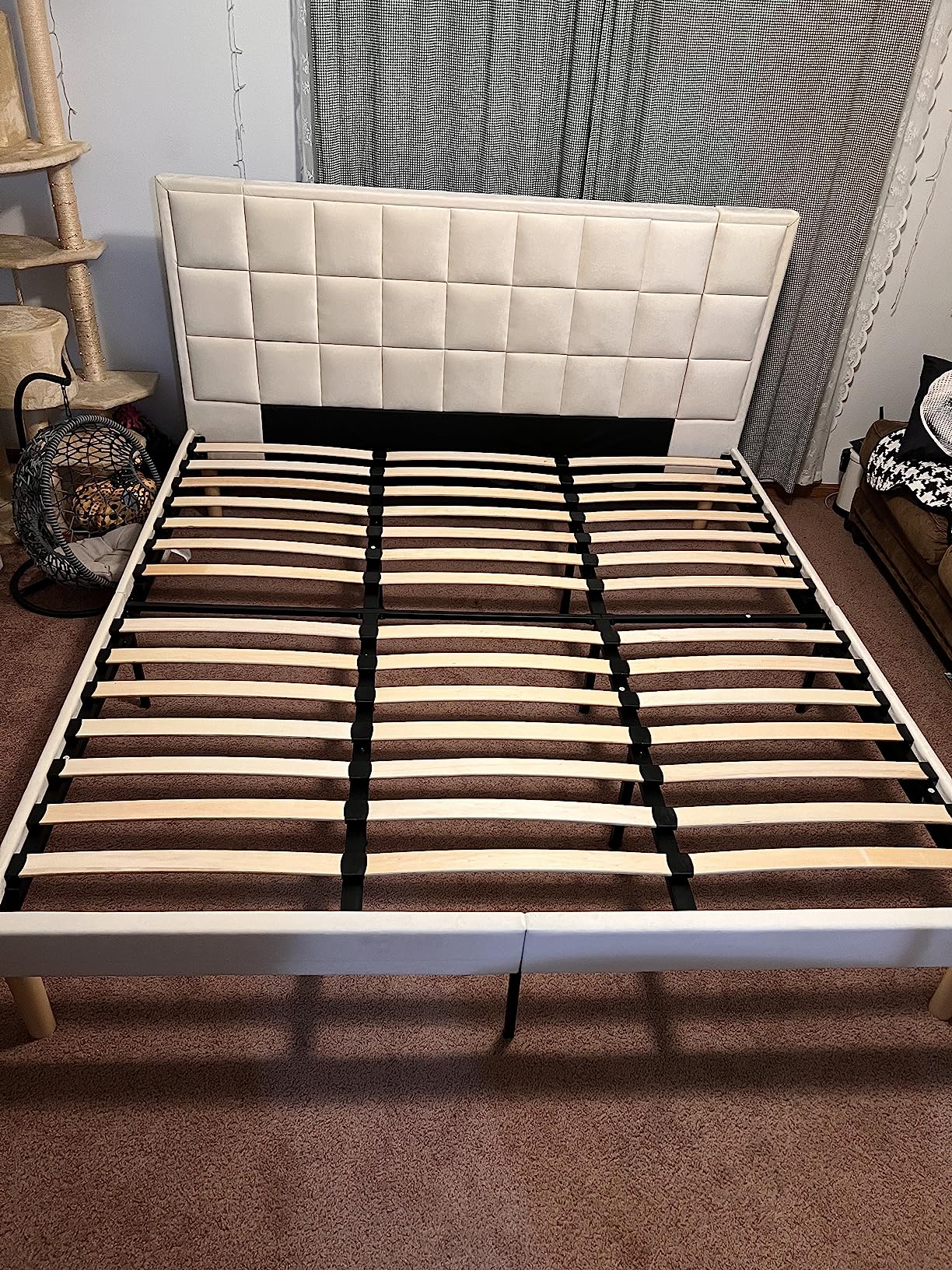 43/mo Finance Flolinda King Bed Frame Cozy Velvet Upholstered King Size Bed Frame Modern King