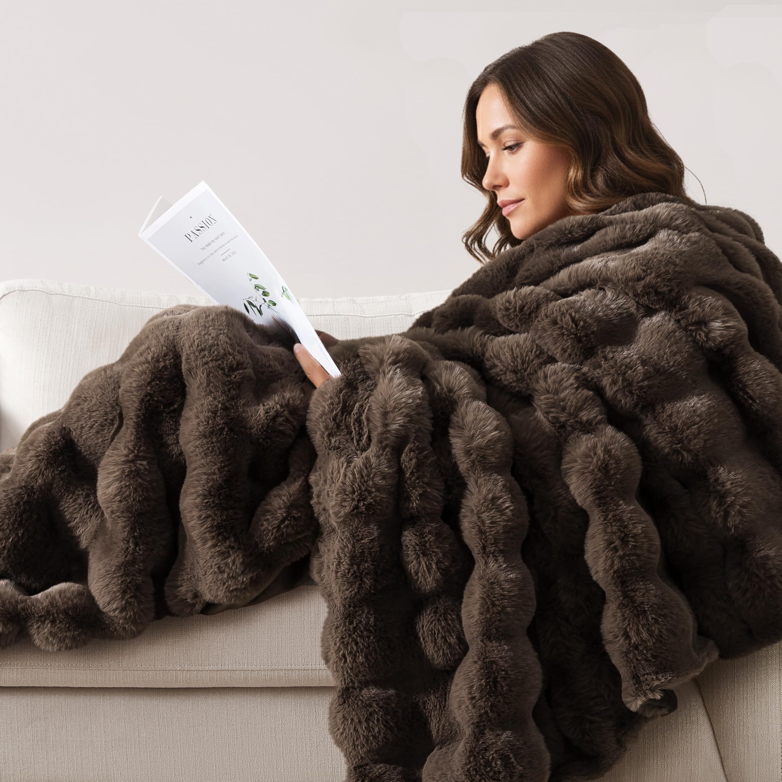 WDCOZY Luxury Bubble Throw