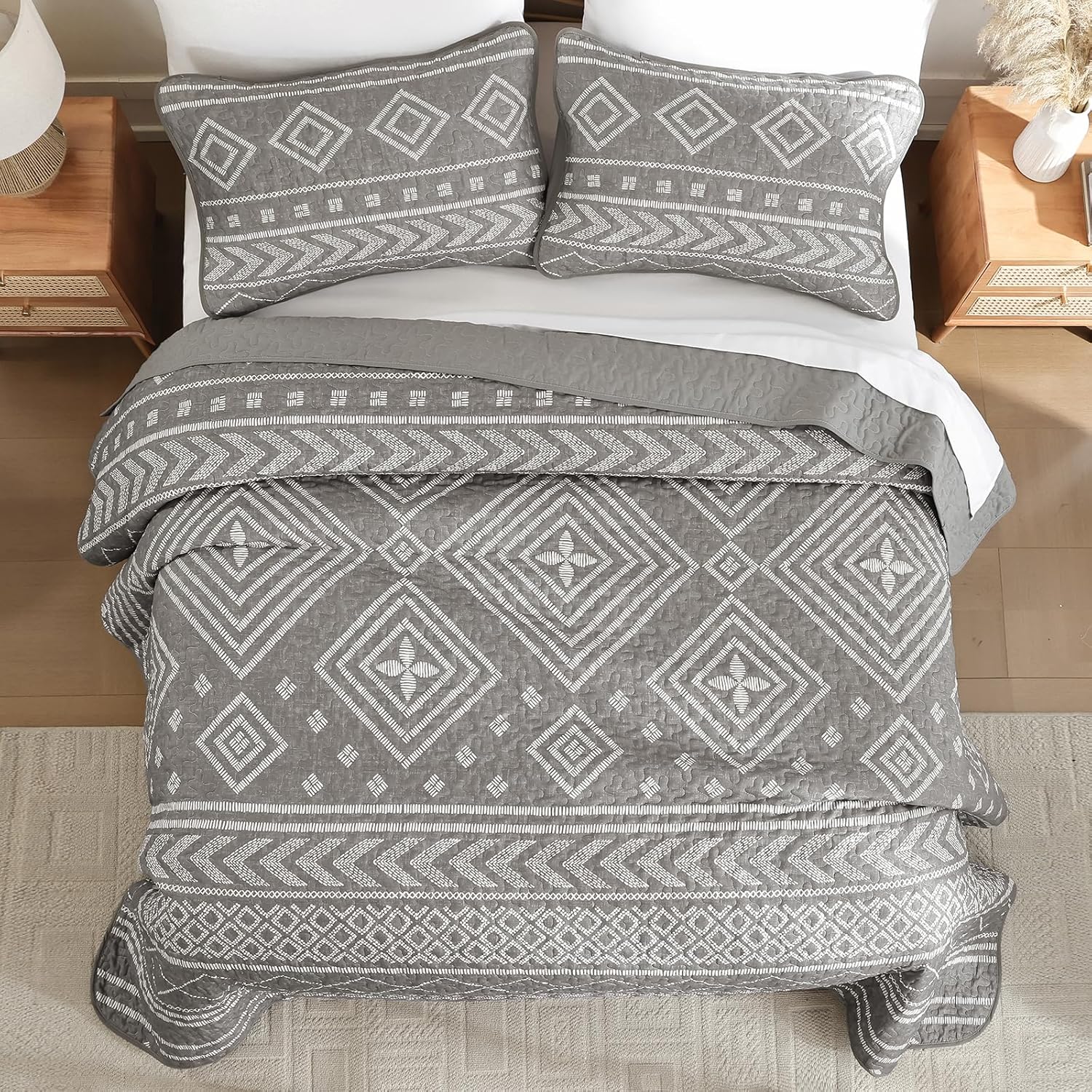 Yiran Queen Size Quilt Grey, Boho Stripe Fall Bedspreads Bedding Set, Aztec Bohemian Farmhouse Lightweight Coverlet Set with 2 Shams for Bed 96x90 Inch - Image 4