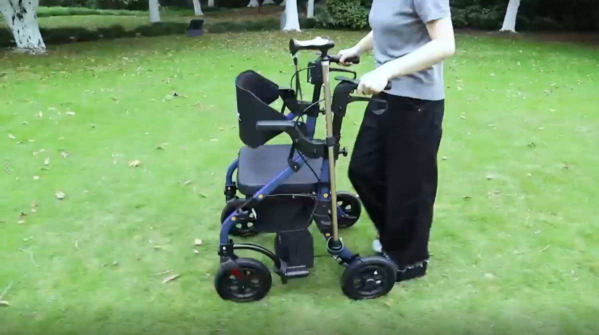 K♢1033 BigAlex　多機能歩行器　四輪歩行車　歩行器　美品！ Amazon | ビグアレクス（BigAlex） 歩行器 四輪歩行車 シルバー