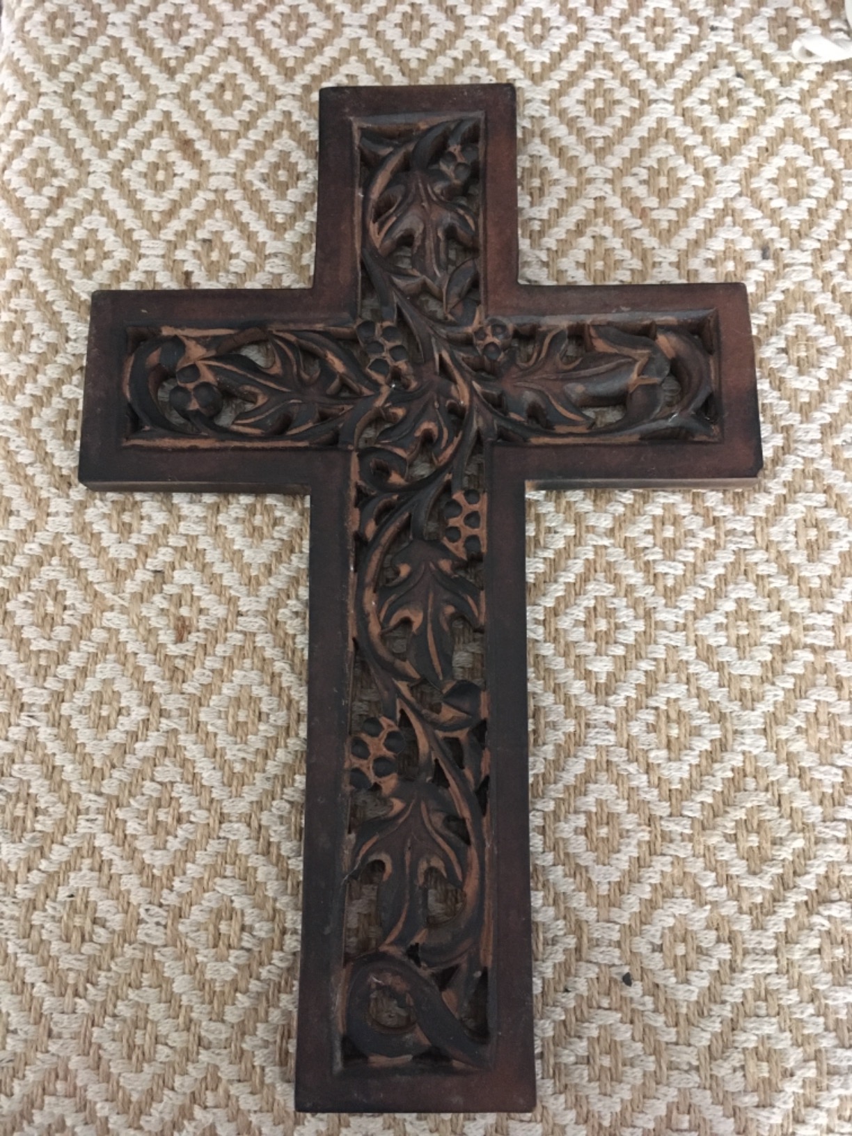 Ajuny Croix Murale Décorative En Bois Faite à La Main - Motif Français - Finition Brûlée - Décoration Murale Catholique Pour Maison, Bureau, église, Cadeaux Religieux