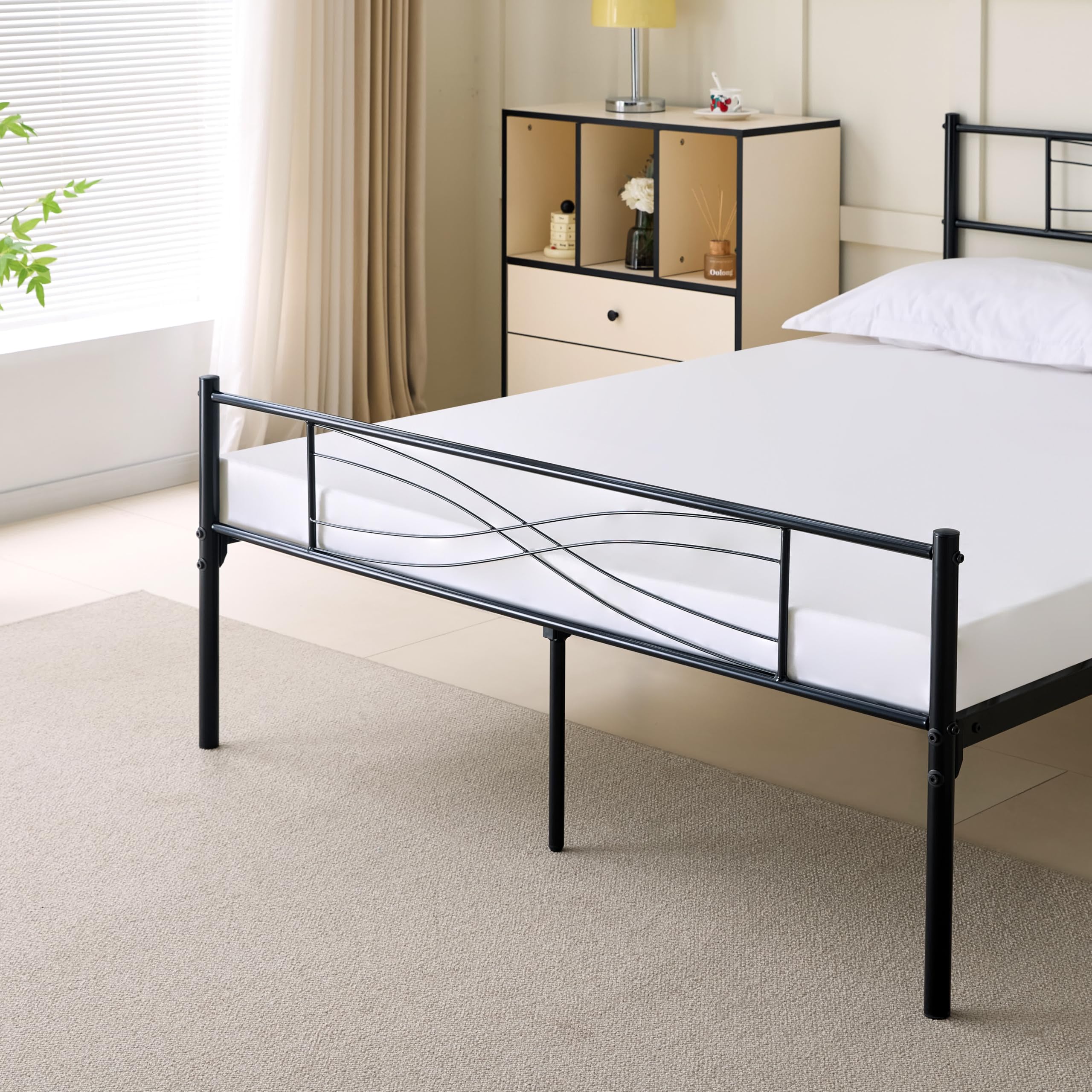 Garvis Metallbett 140x200 cm (32 cm) – Inkl. Kopf- und Fußteil – Matratzen-Stopp – Stabiles Doppelbett Schwarz