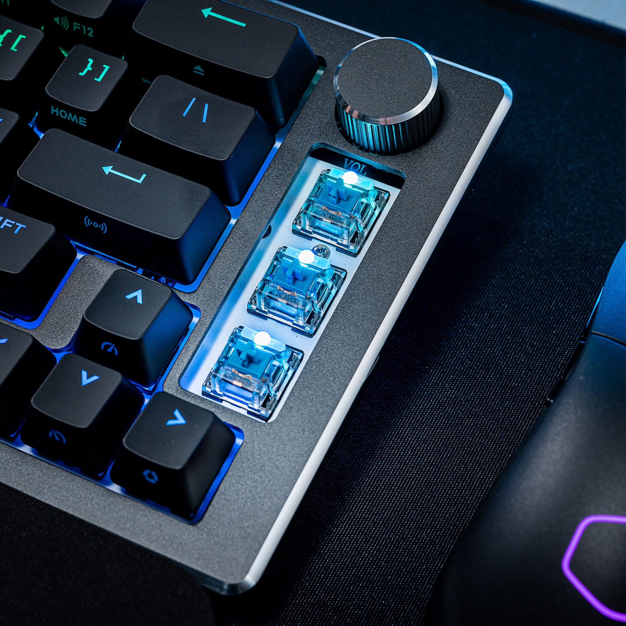 Cooler Master CK721 Mechanische Tastatur - Keyboard mit 65% Layout, TTC-Schalter, RGB-Beleuchtung pro Taste, Hybrid-Wireless-Technologie, Präzisionsrad - Space Grau, DE - QWERTZ