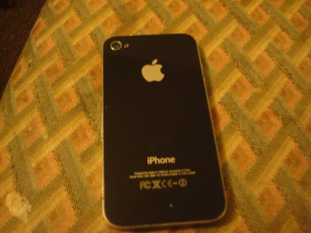 Apple iPhone 4 ブラック Apple iPhone 4s (Black) : Amazon.in: Electronics