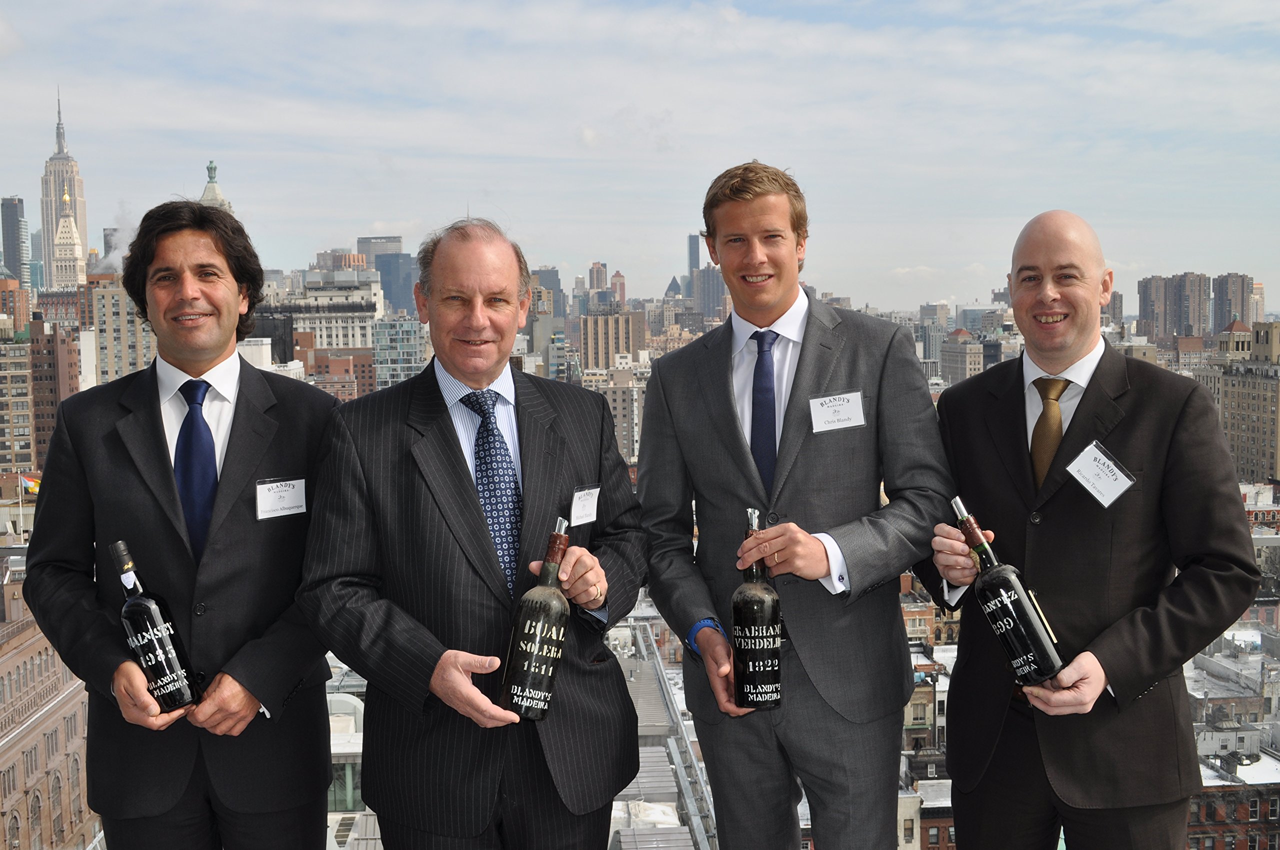 ✨実付きホワイトマデイラ四年生✨ ヴィニョス バーベイト｜木下インターナショナル株式会社