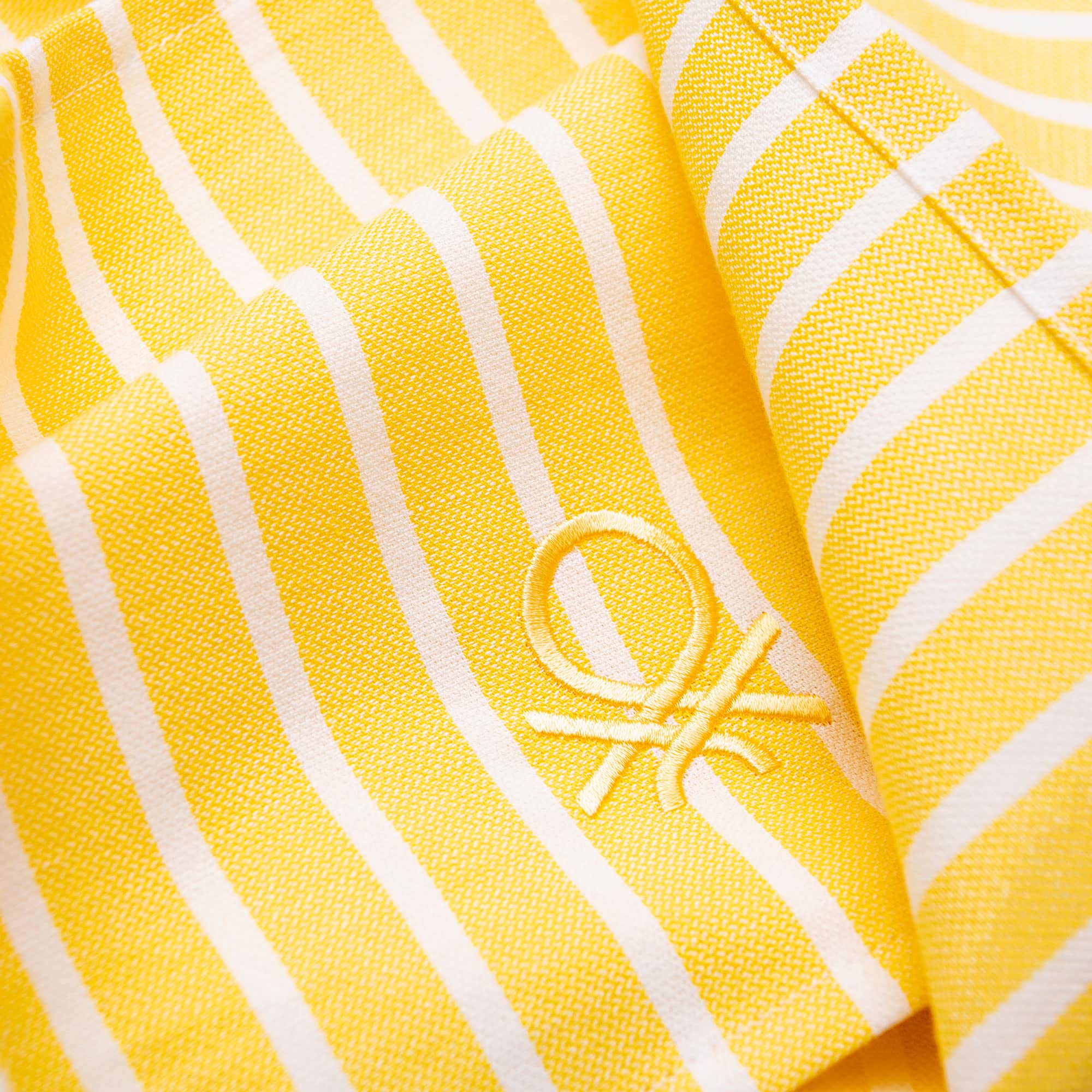 UNITED COLORS OF BENETTON. Confezione 8 Strofinacci da Cucina 50 x 70 cm 170 gsm 100% Cotone in Colore Rosso e Giallo, 50x70 c/u
