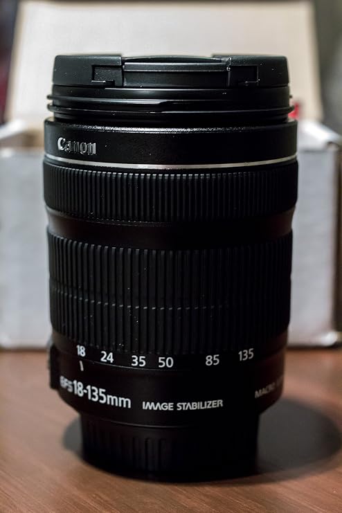 Canon 18-135mm f/3.5-5.6 EF-S is STM Lens New