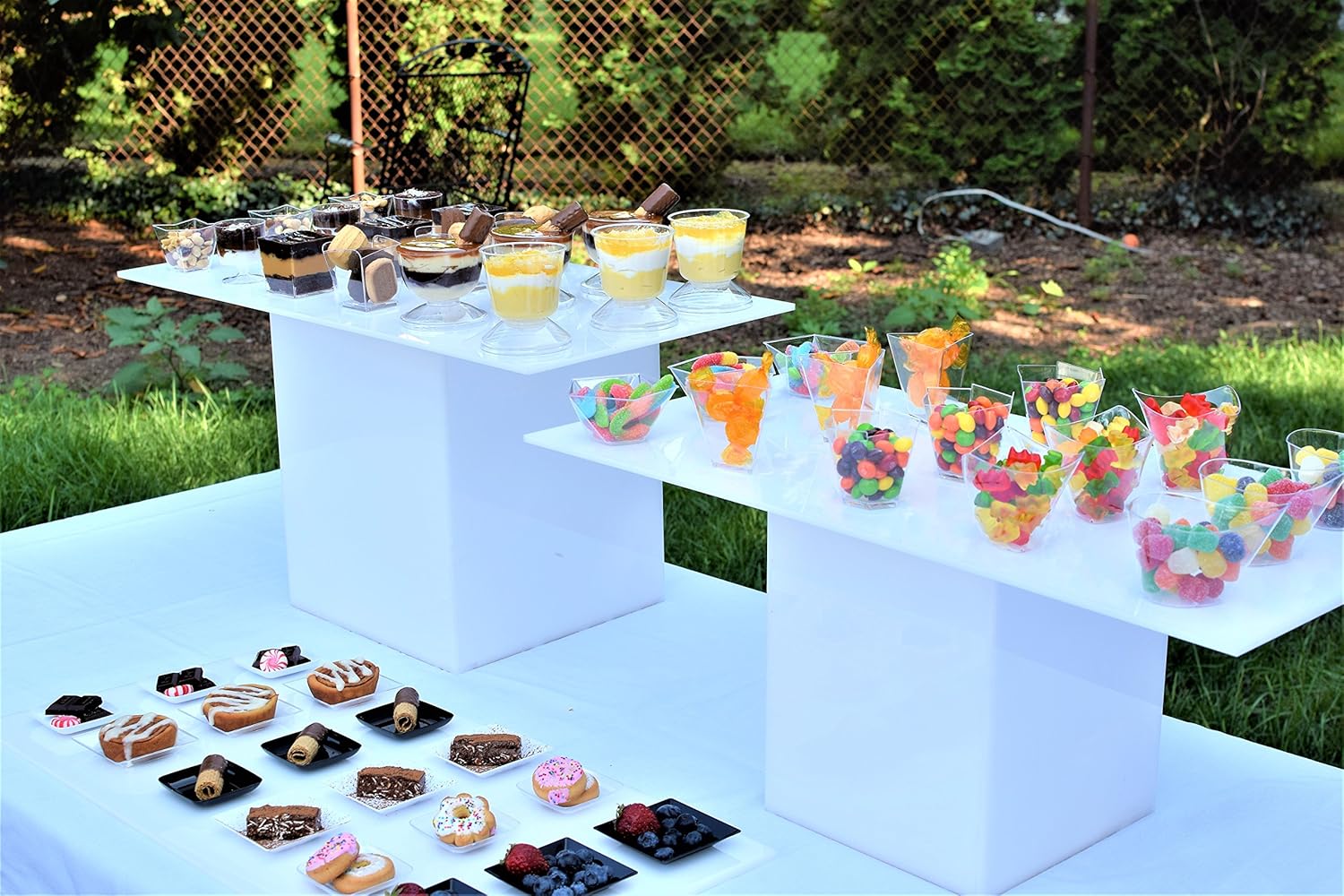 Tор Brаndѕ Exquisite Plastic Mini Square Appetizer Plates - 100 Ct Square plastic Dessert Plates - 2.95 Inch. x 2.95 Inch. (Clear) Nеw Dеаl Exquisite Plastic Mini Square Appetizer Plates - 100 Ct Square plastic Dessert Plates - 2.95 Inch. x 2.95 Inch. (Clear)