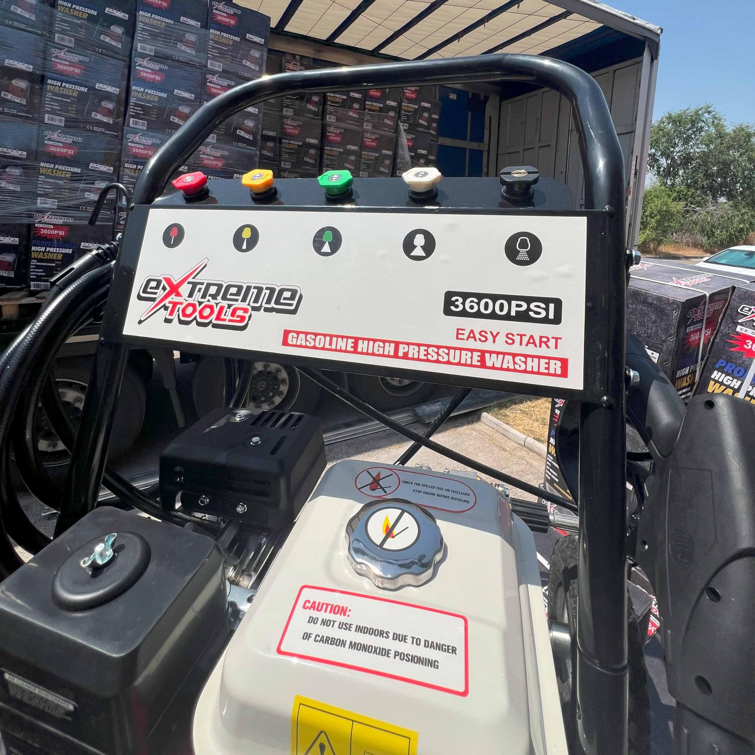 Hidrolimpiadora a Gasolina 3600 PSI – Motor 6.5HP con 4 Boquillas y Kit de Limpieza Profesional