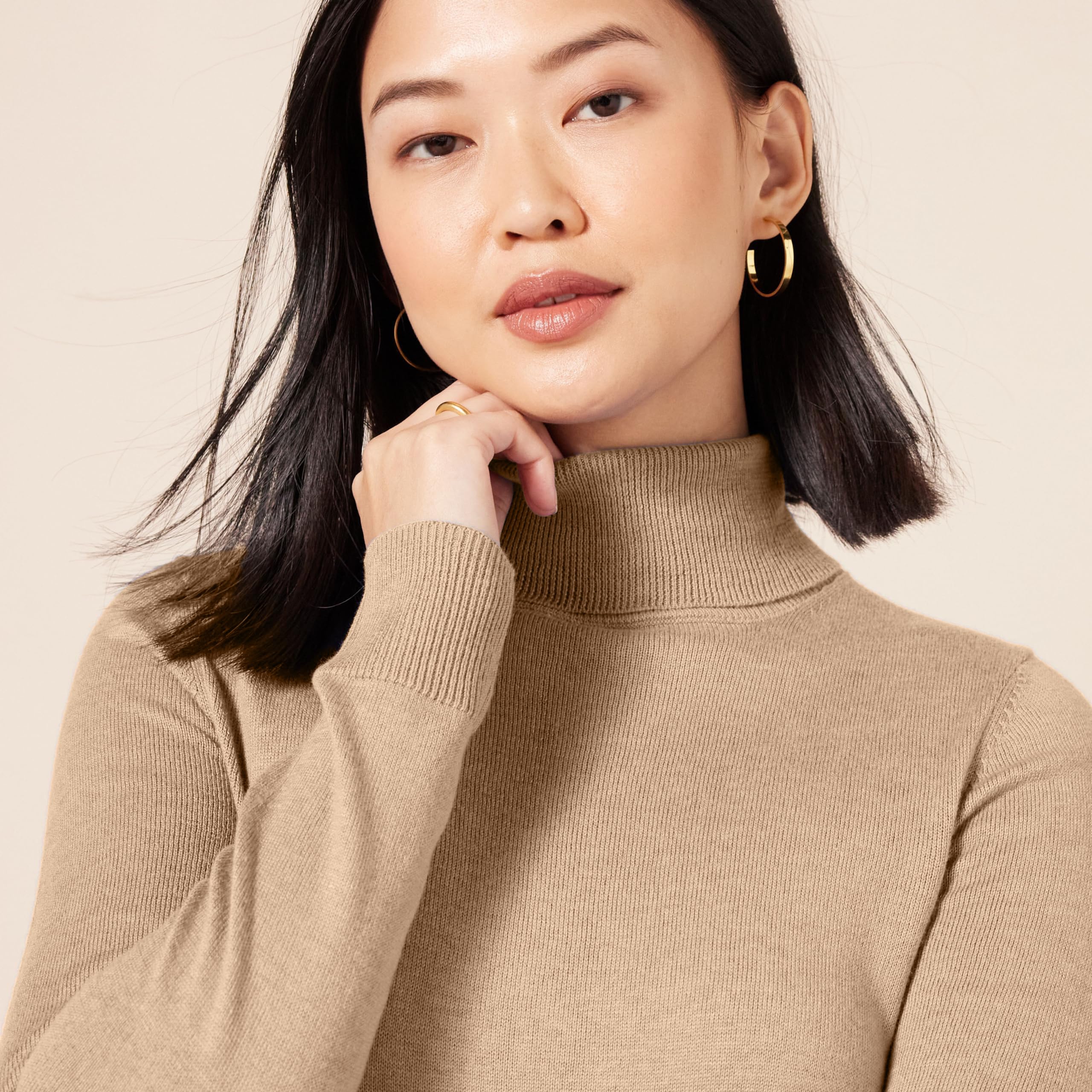 Amazon Essentials Donna Maglione A Collo Alto E Maniche Lunghe Leggero con vestibilità Classica (Taglie Forti Disponibili)