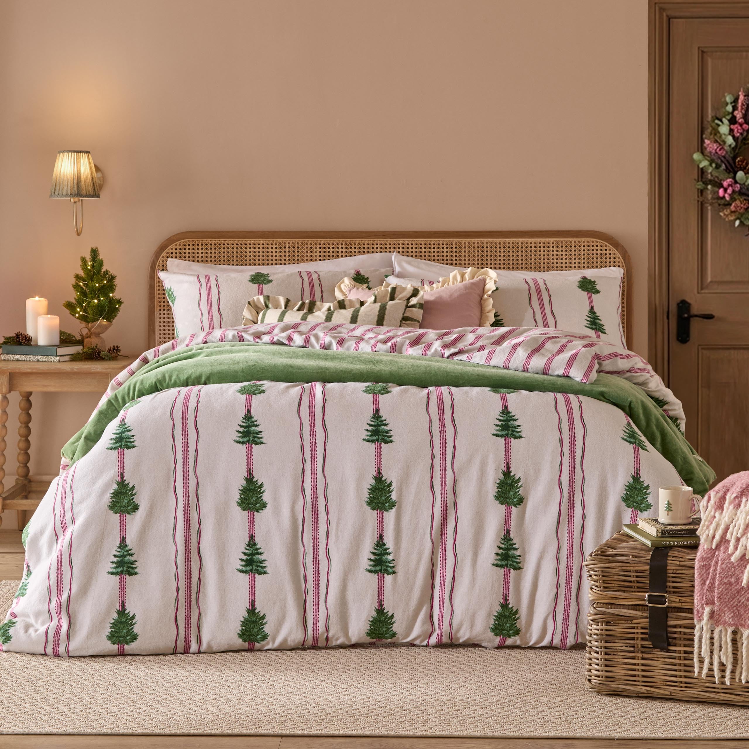 furn. Wylder Spruce Stripe Duvet Cover Set (Oat - Double)