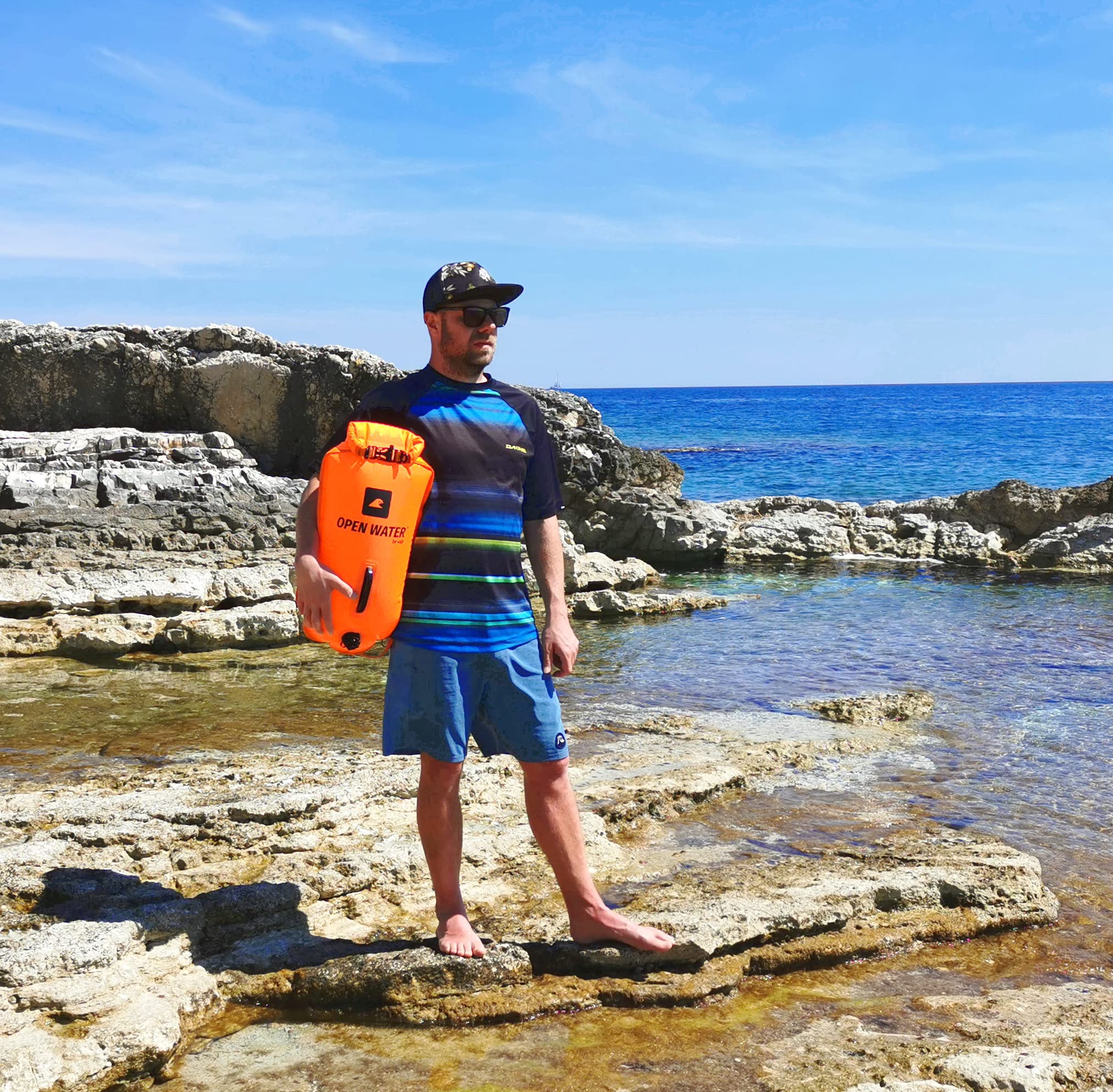 OPENWATER Bouée de natation gonflable XL - grande bouée de sécurité avec une poche pour les choses 28L orange