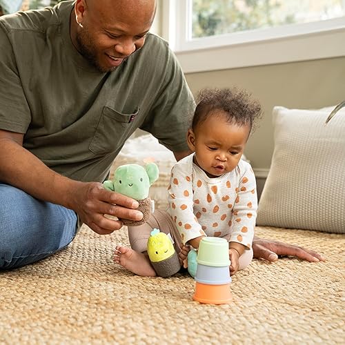 Miniatura 8 de Ingenuity Calm Springs - Sonajeros anidables para bebés de 3 meses en adelante, juguetes apilables, sin BPA, multitextura, juego de 3, unisex