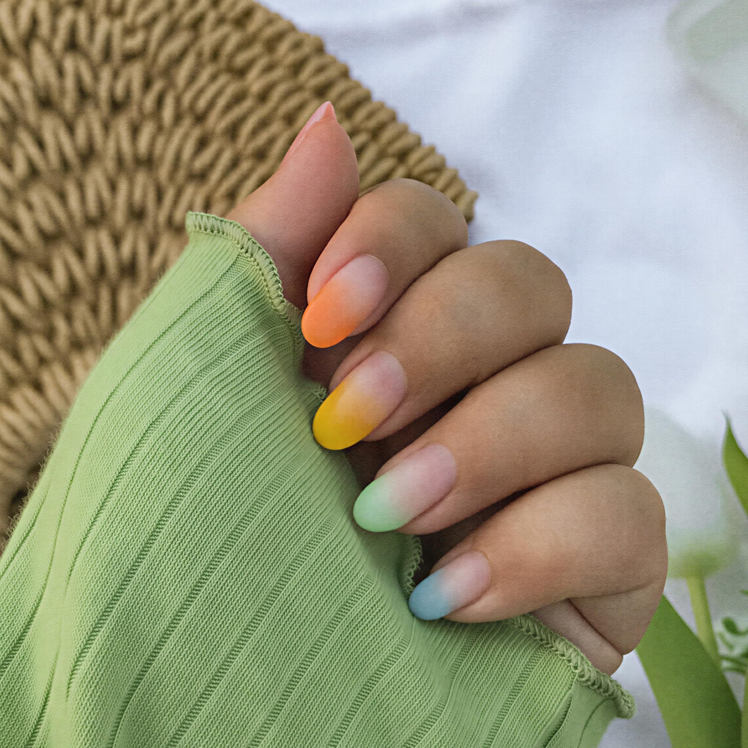 Glam'Up Paris - Kit Éponges & Pince pour Effet Dégradés et Baby Boomer - Nail Art - 100 Pièces Éponges avec Pince Métallique Antidérapante