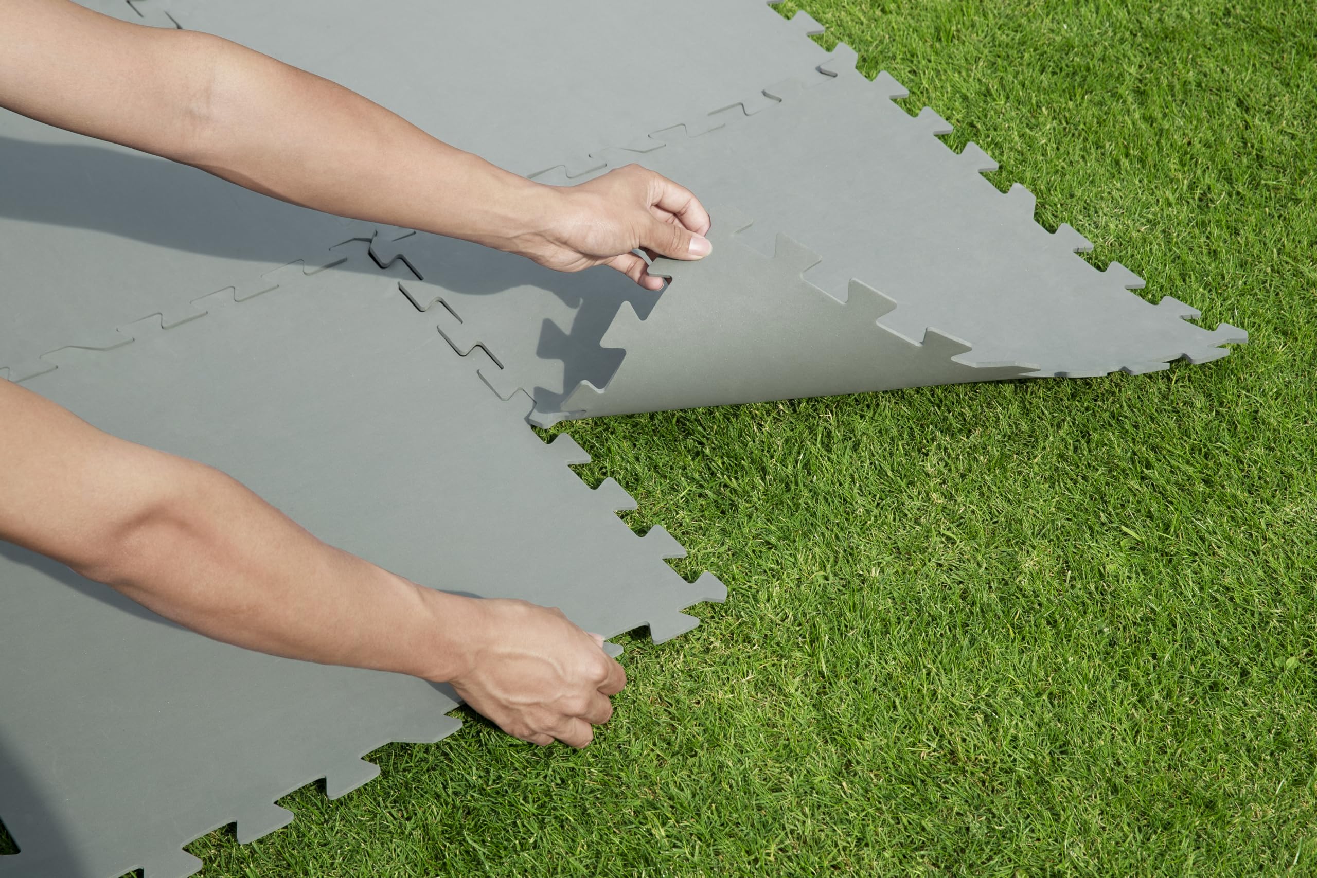 Bestway Pool-Bodenschutzfliesen Set 9 Stück á 50 x 50 cm, grau