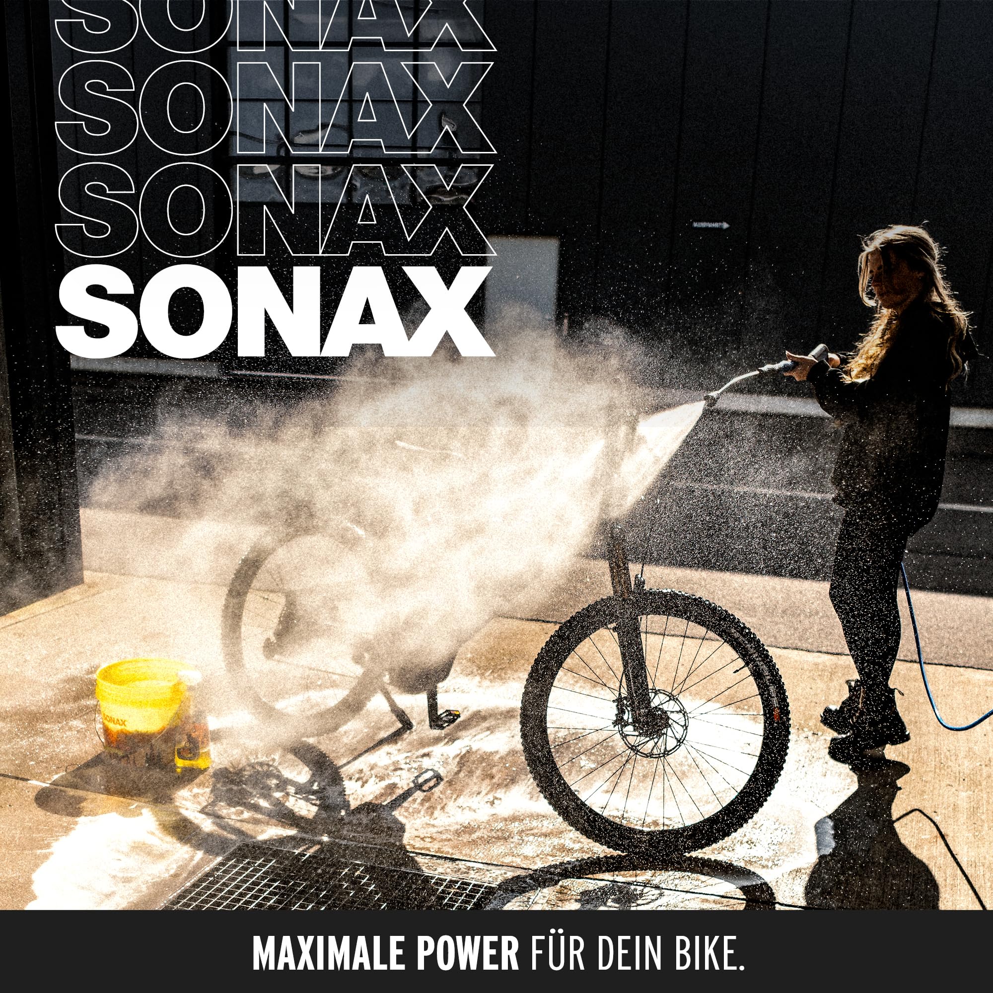 Sonax Bike Cleaner Kit de nettoyage pour vélo 1 l + spray de chaîne + brosse à chaîne + gant de lavage + chiffon sec | Kit d'entretien pour vélo électrique, VTT, vélo de route