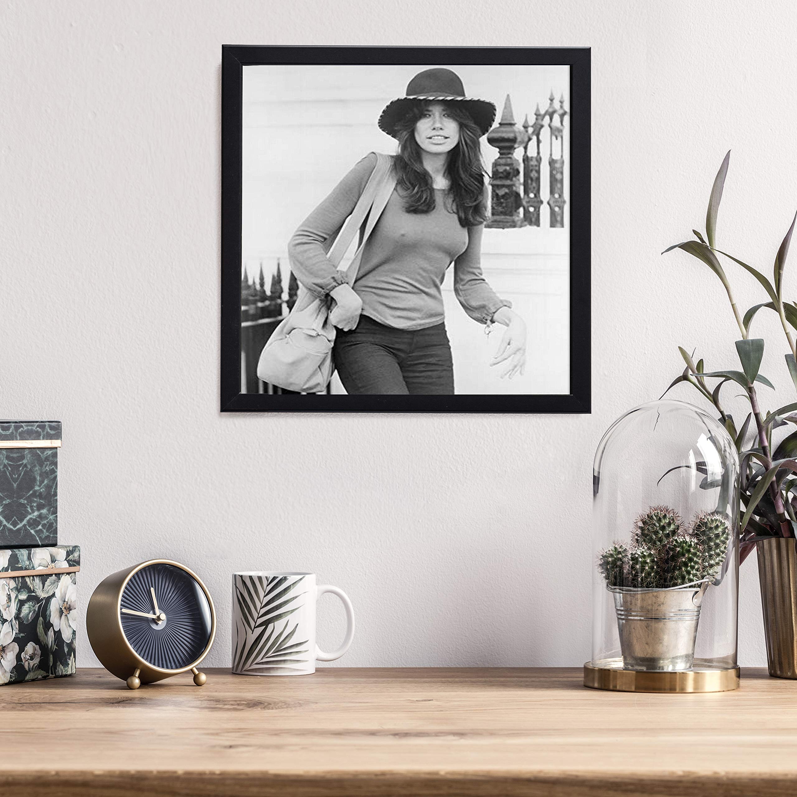 Amazon.com: Posterazzi DAP14169 Carly Simon - Long Sleeves and hat