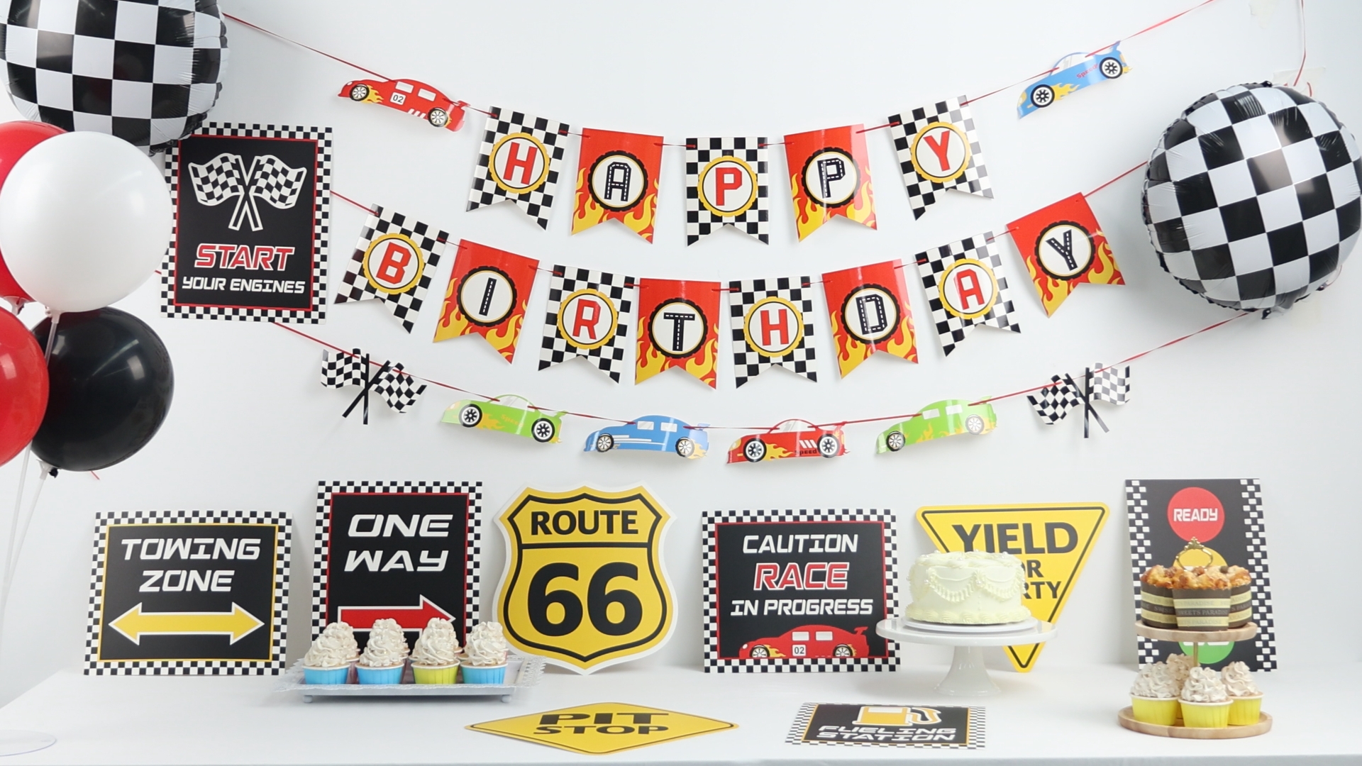 Lot De 54 Décorations De Fête D'anniversaire En Forme De Voiture De Course - Cônes De