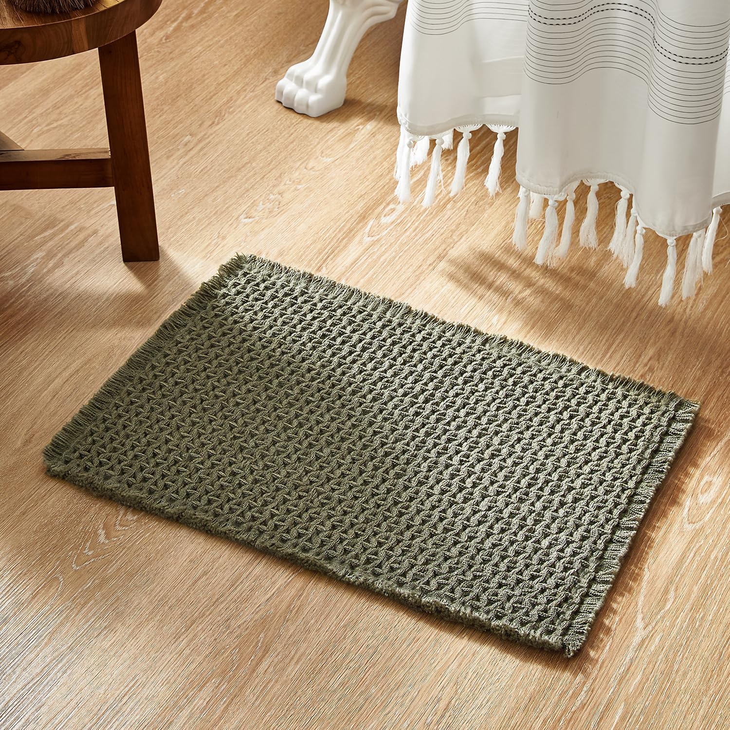 TYUU Boho Bathroom Rugs, Super Absorbent Non Slip Waffle
