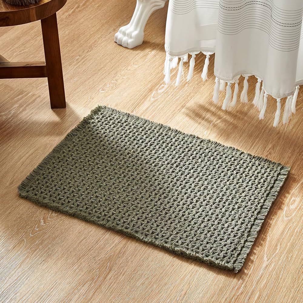 Bathroom Rugs, Super Absorbent Non Slip Bath Mat Quick Dry Bath Rugs Washable Boho Farmhouse Bathroom Rugs for Bathroom with Non Slip Rug Pad, Olive Green 24"x16"