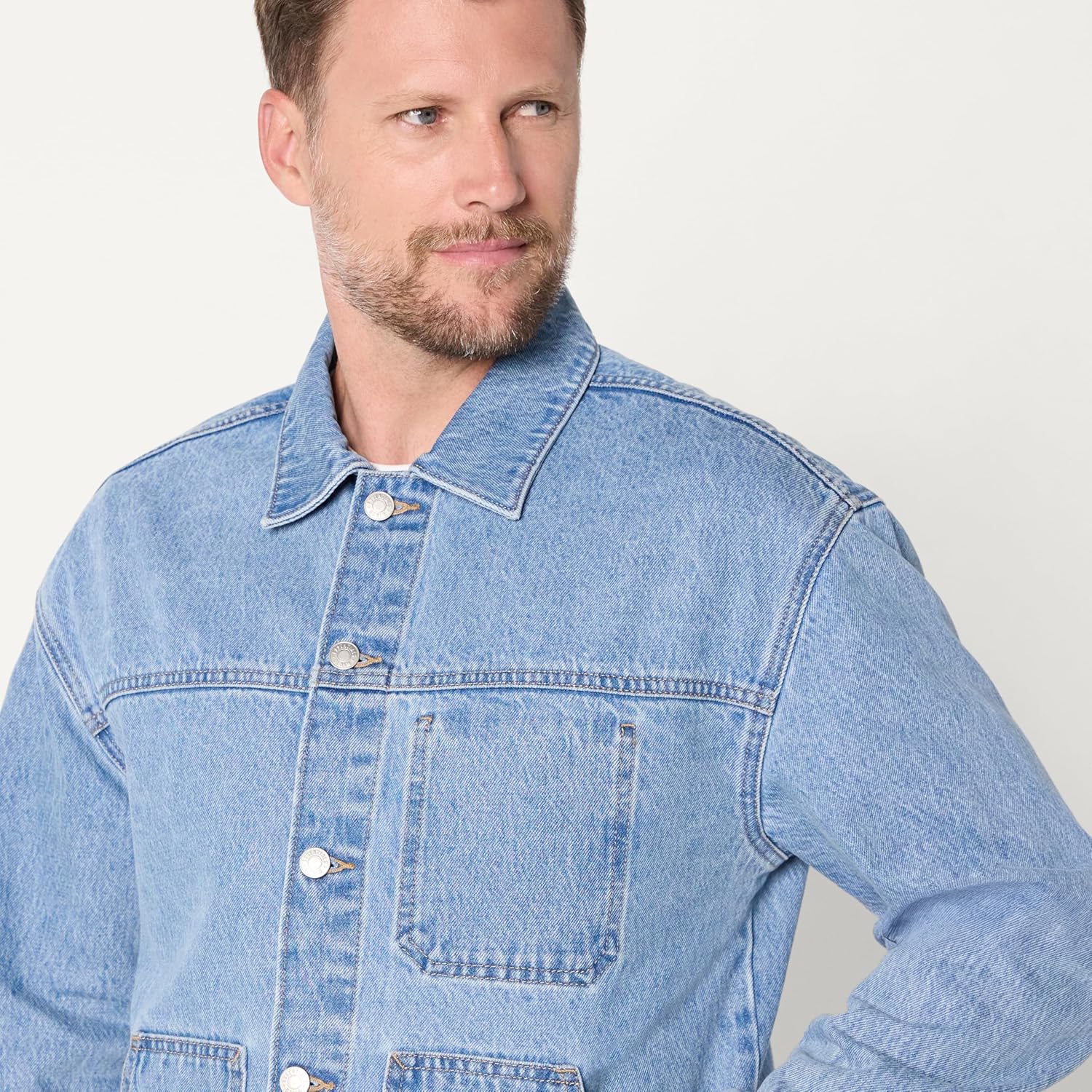 Amazon Essentials Men's Rigid Denim Relaxed-Fit Utility Jacket - Image 3