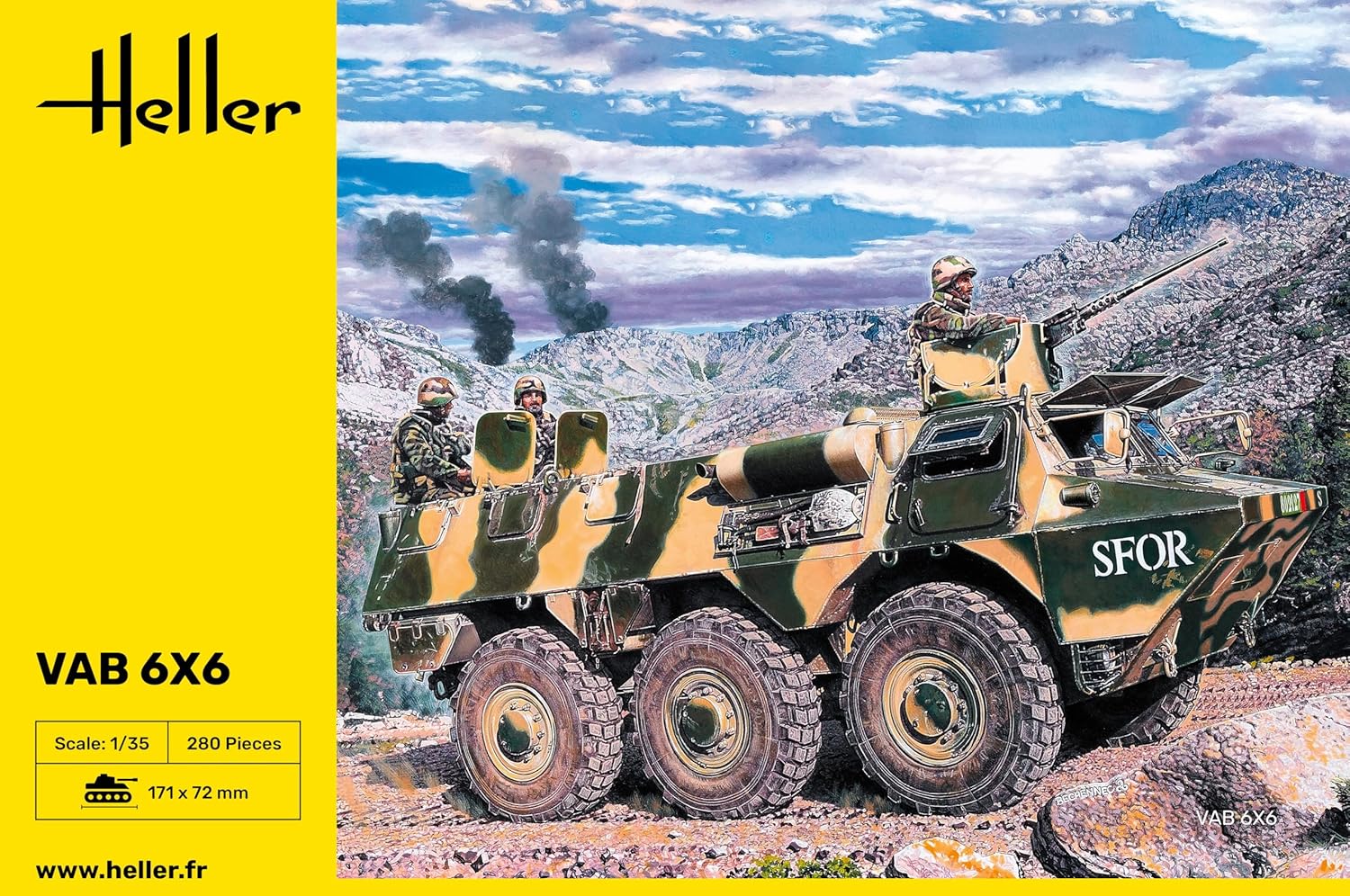 Heller VAB 6 x 6 Transport De Troupes Military Land Vehicle Model Building Kit
