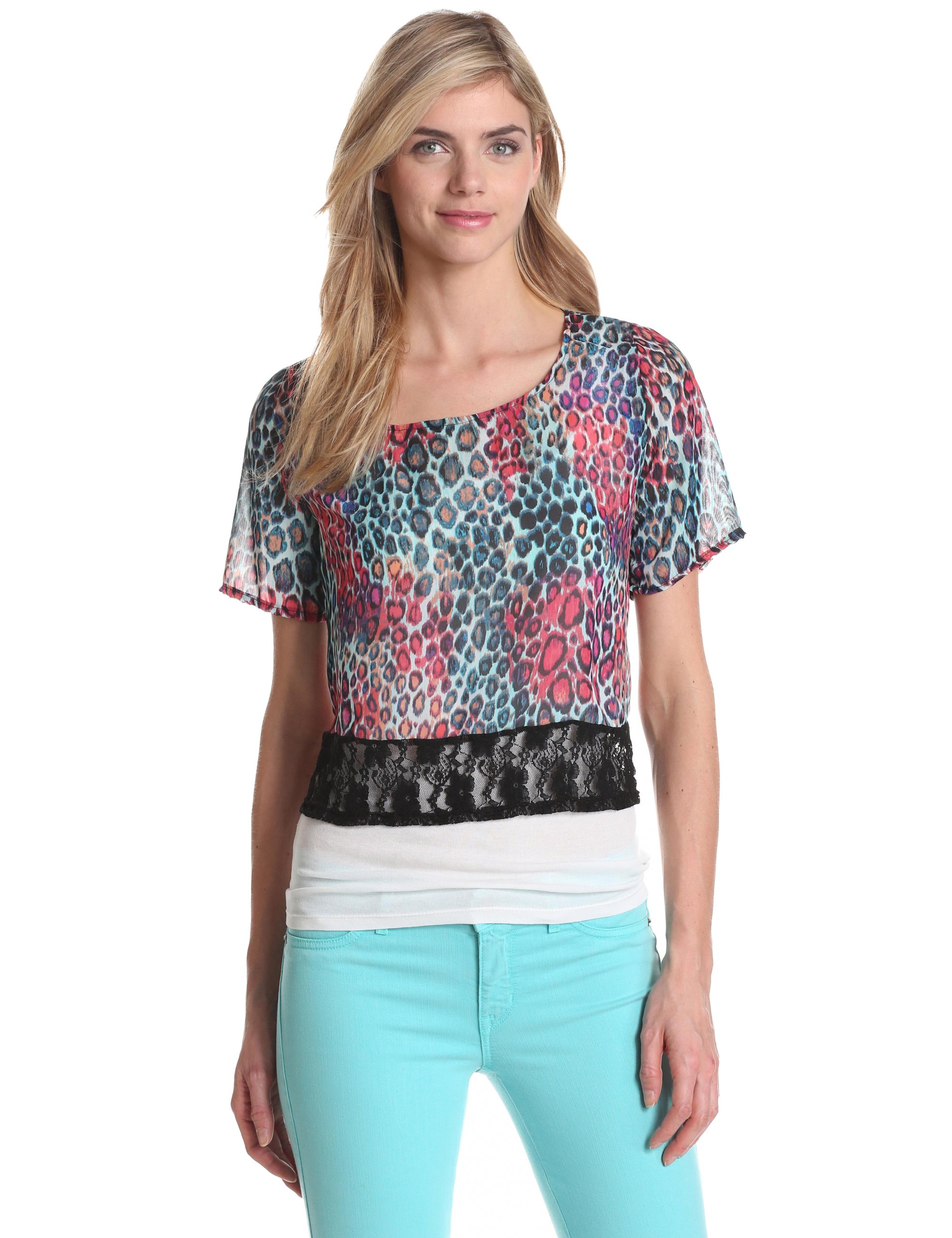 Star Vixen Women's Short Sleeve Print Split Back