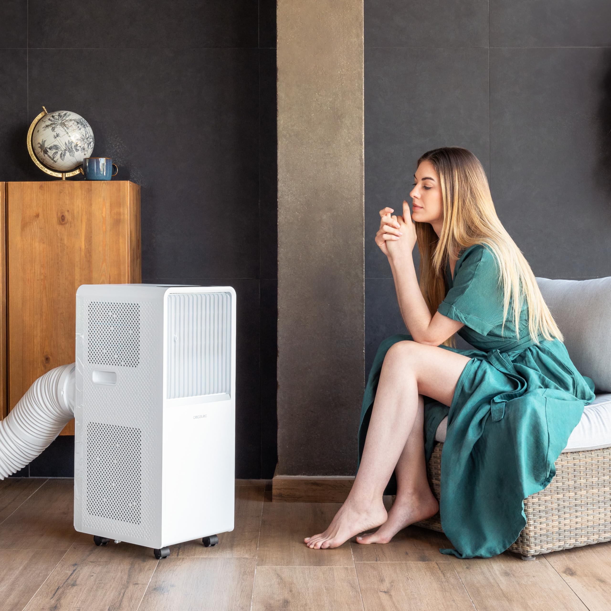 Cecotec Aire Acondicionado Portátil con Mando a Distancia ForceClima 7150 Style. 7000 BTU - 1750 Frigorías, Control Táctil, Pantalla LED, 4 Modos, 2 Velocidades, Temporizador, Cobertura 20m2