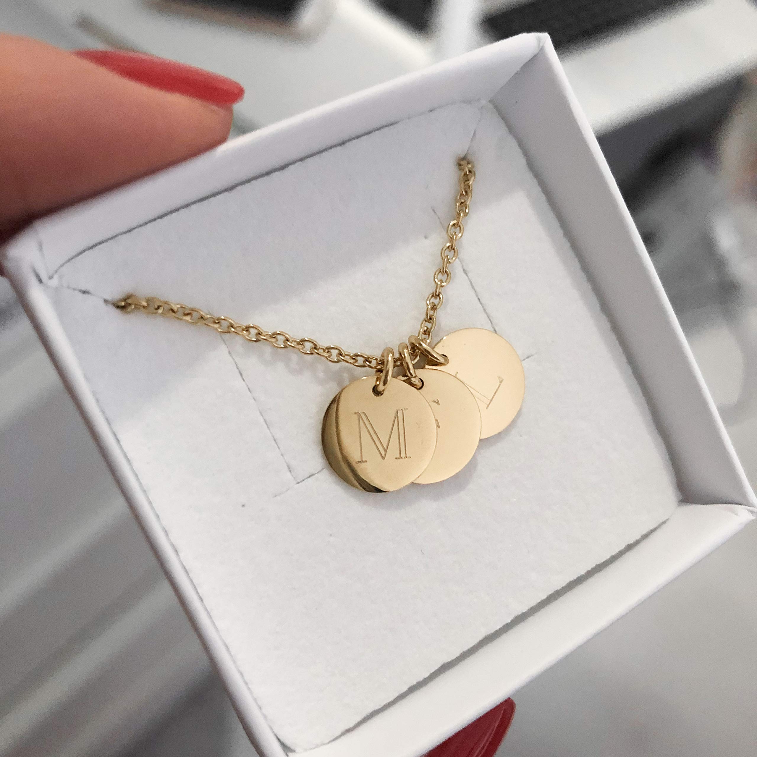 LILIAN – Personalisierte Kette mit Gravur 3x 10mm Plättchen Anhänger mit Namen | 316L Edelstahl in silber, 18K gold- oder rosévergoldet | Persönliche Geschenke Valentinstag Geburtstag Jahrestag