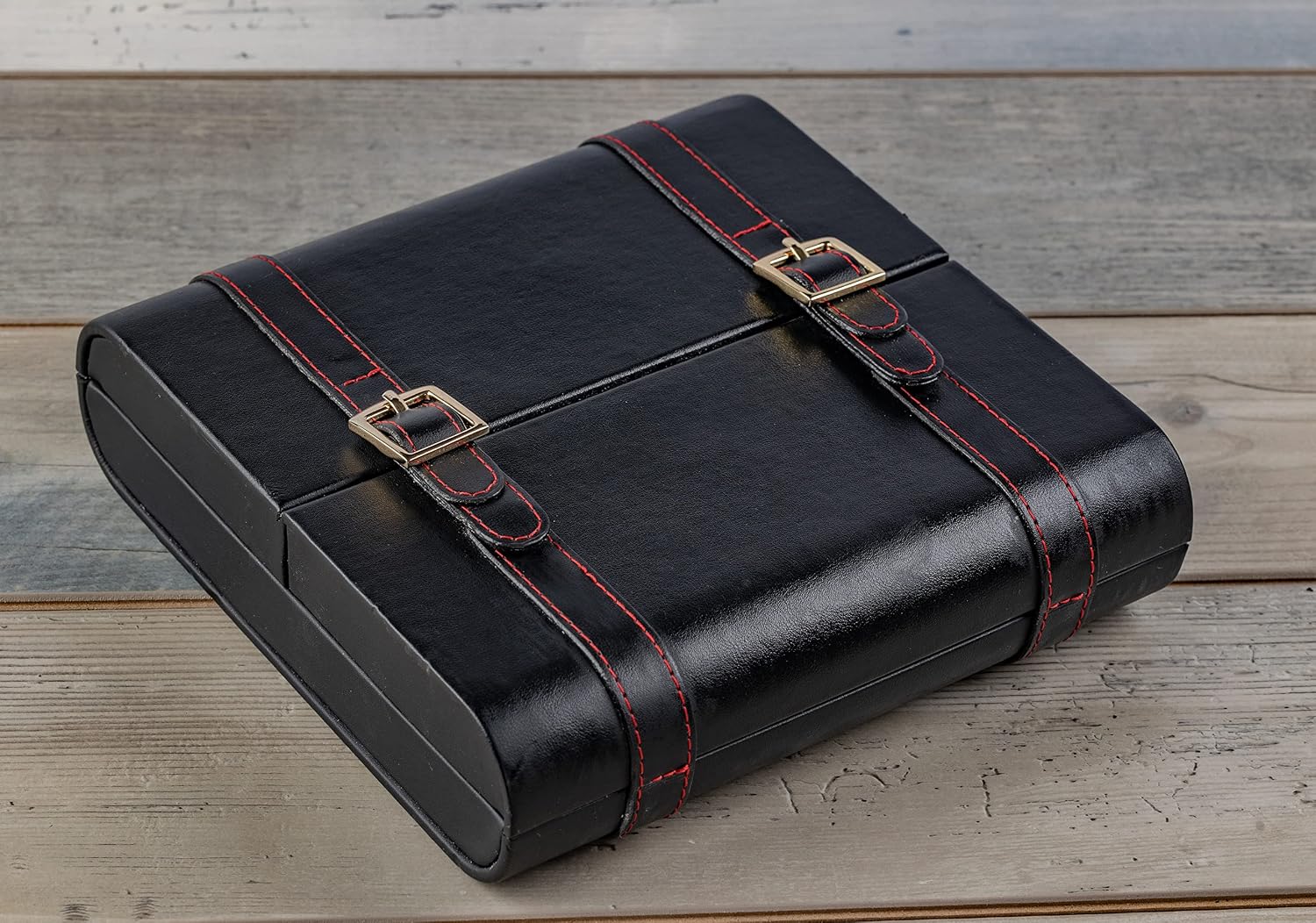 Prestige Import Group - The Augustus Leather Travel Cigar Travel Humidor - Up to 20 Cigars - Color: Black