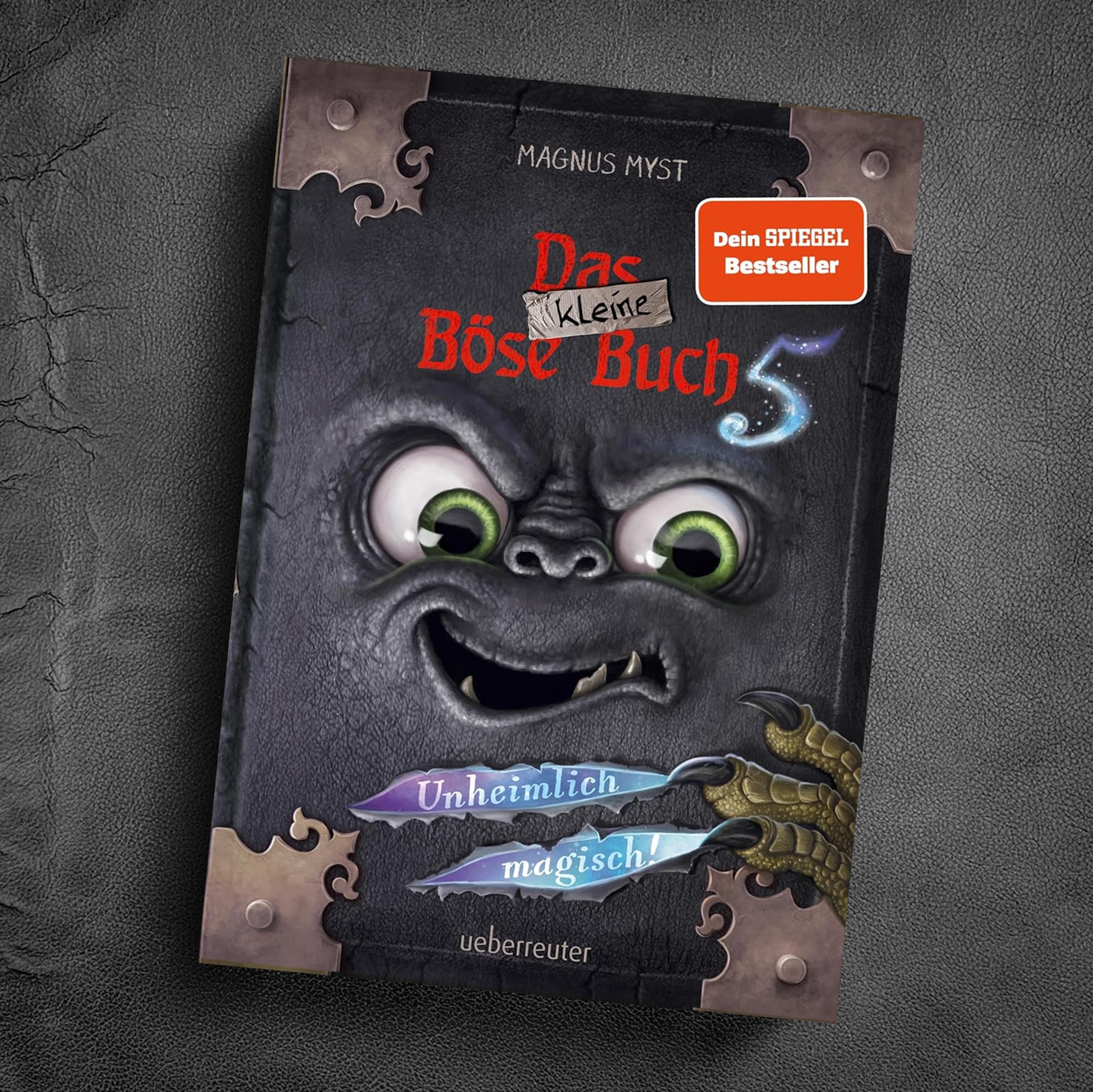 Das kleine Böse Buch Set Band 5–8 – Interaktives Kinderbuch ab 8 – mit exklusivem Radier-Bleistift – Bestseller Kinderbücher, spannend & witzig – Magnus Myst Edition
