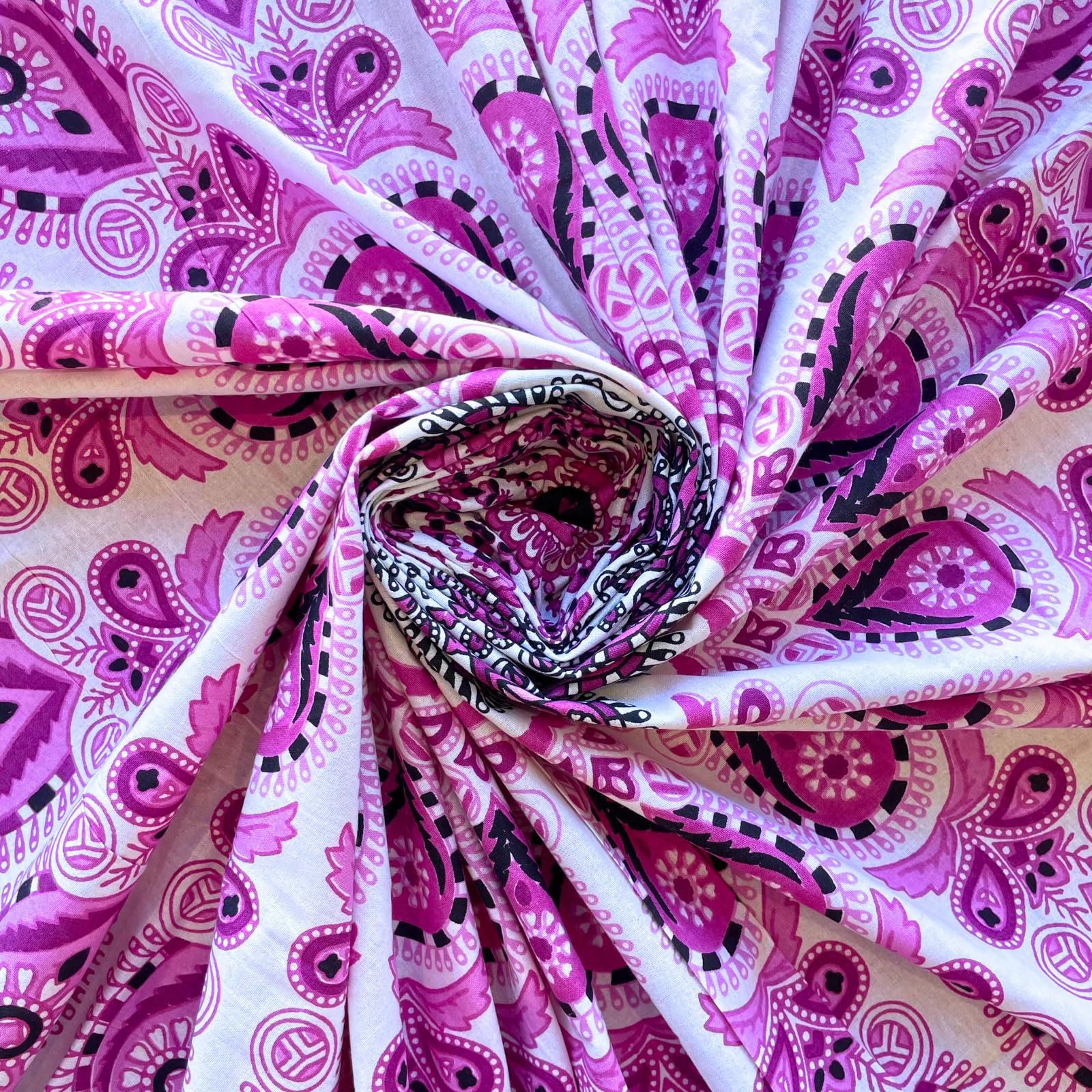 MOMOMUS Mandala Tapestry Wall Hanging, Mural Art, 100% Cotton, Bohemian & Lightweight - Image 2