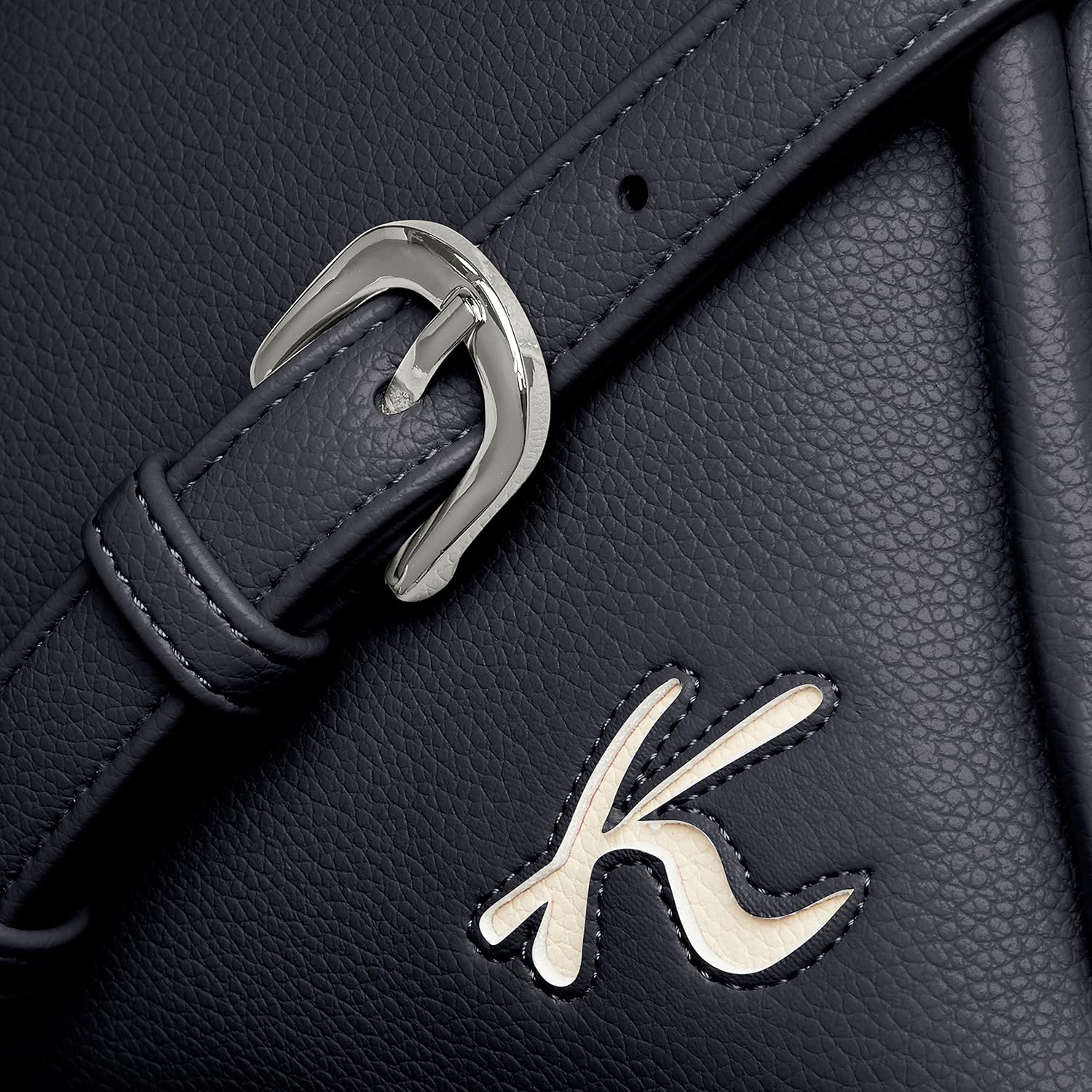 [キタムラ] 取り外し可能なショルダー紐付き 2wayバッグ D-0448