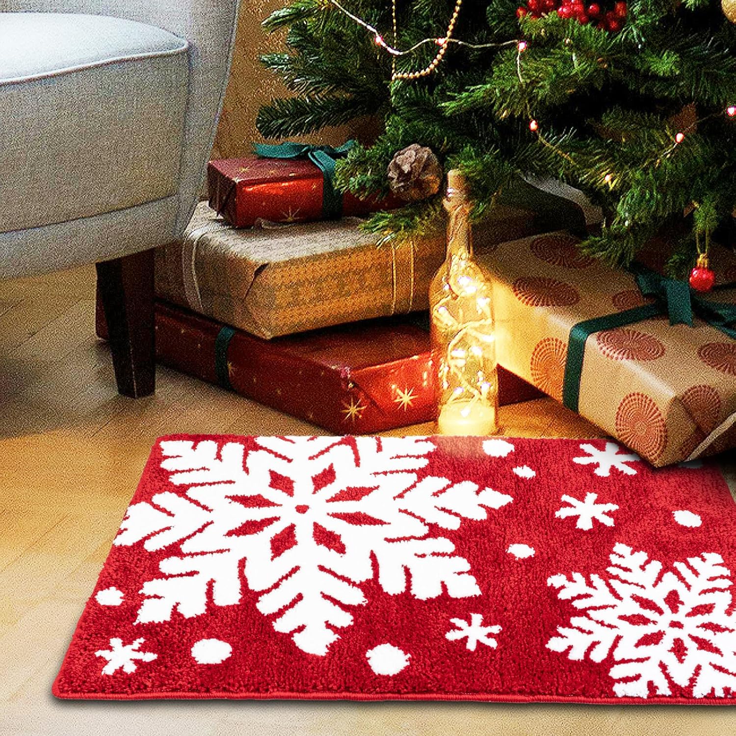 Christmas Bath Mat, Cute Decor Rugs Non-Slip Absorbent Washable, Fluffy Microfiber Plush Xmas Festive Holiday Red Shaggy Floor Rugs, Shower Mats for Bathtub(32"x20", Snowflake)