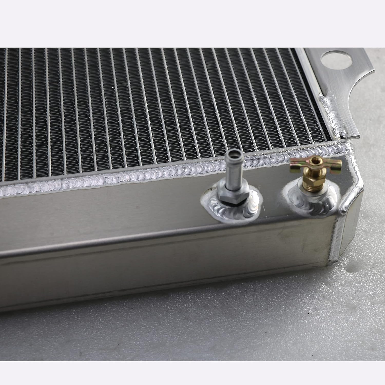 ECMRAD 3 Row Performance Radiator Compatible with Jeep Wrangler YJ TJ LJ 1987-2006 6Cyl 4Cyl 2.4L 2.5L 4.0L 4.2L SE/Sport/X Sport/Sahara Sport/Rubicon Sport
