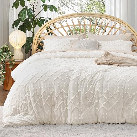 Bedsure Full Comforter Set - Ivory Comforter, Boho Tufted Shabby Chic Bedding, 3 Pieces Vintage Farmhouse Bed Set for All Seasons, Fluffy Soft Bedding with 2 Pillow Shams