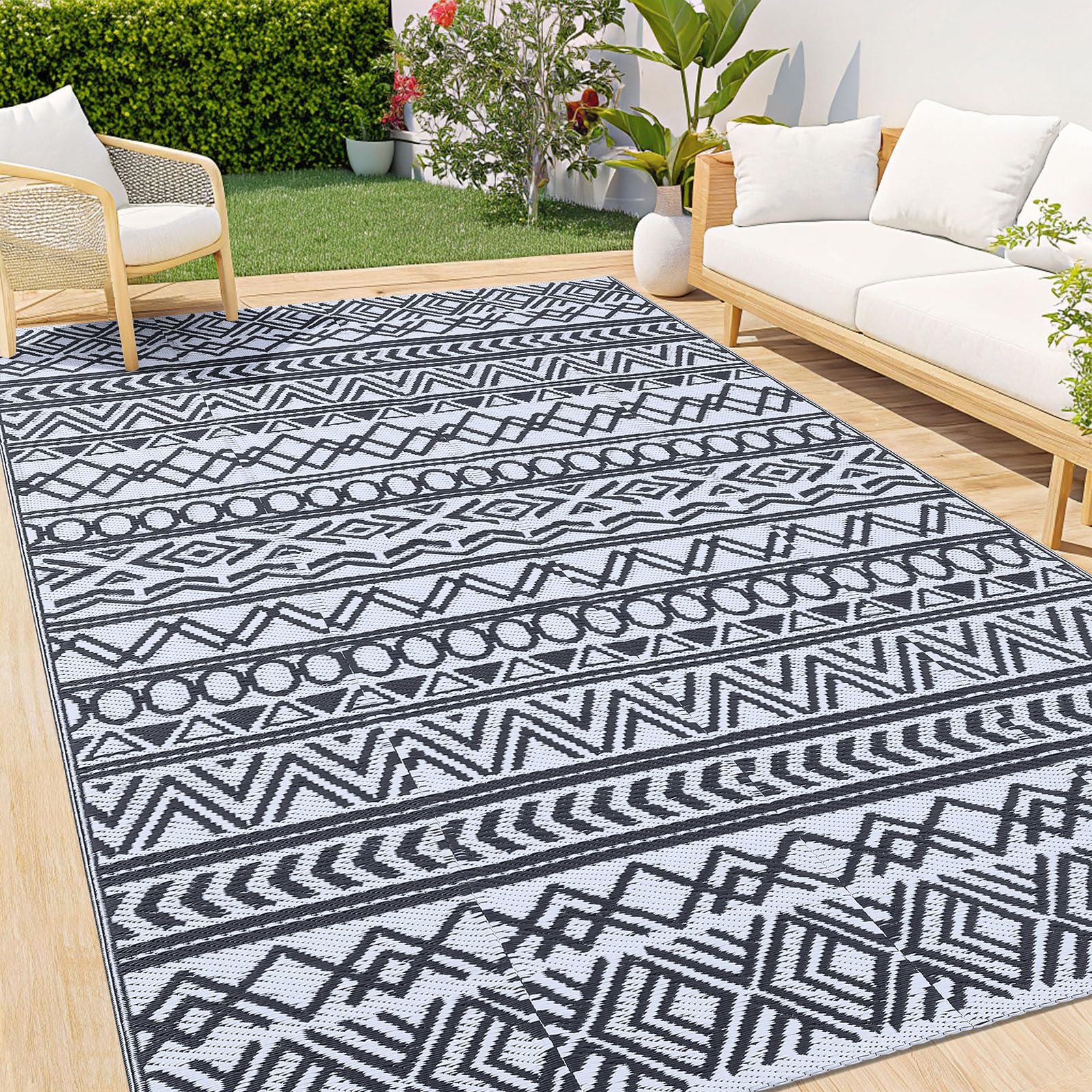 smiry Outdoor Teppich Wetterfest 120 x 180 cm, Modern UV-beständig Geometrisches für Terrasse Balkon Garten Wohnzimmer, Schwarz & Weiß