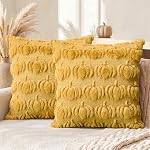 AVOIN colorlife Fall Pumpkin Caramel Throw Pillow Covers, 18 x 18 Inch Autumn Thanksgiving Harvest Soft Plush Faux Fur Jacquard Cushion Case Decoration for Sofa Couch Set of 2