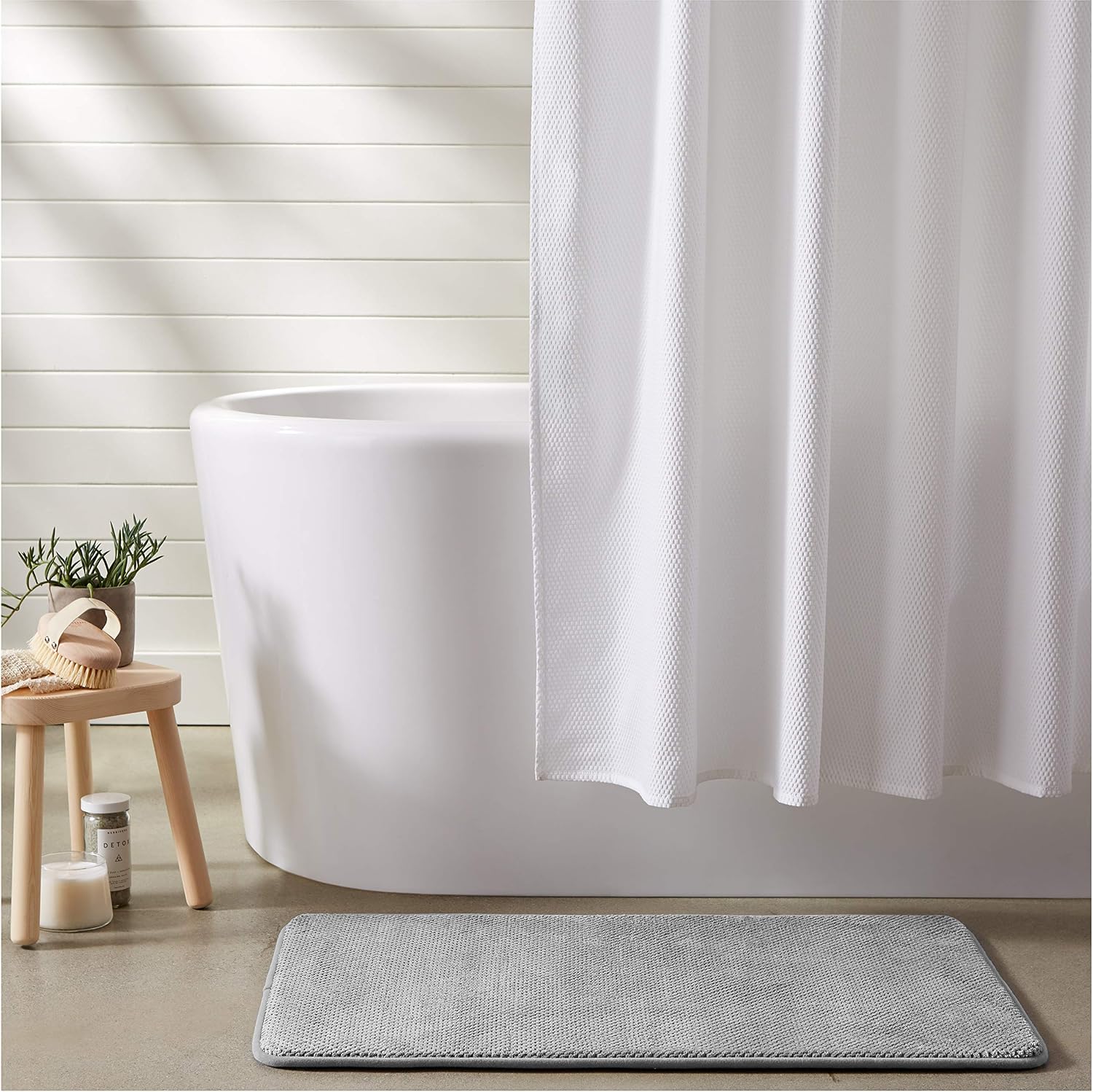 Amazon Basics Textured Memory Foam Bath Mat - Large, Grey