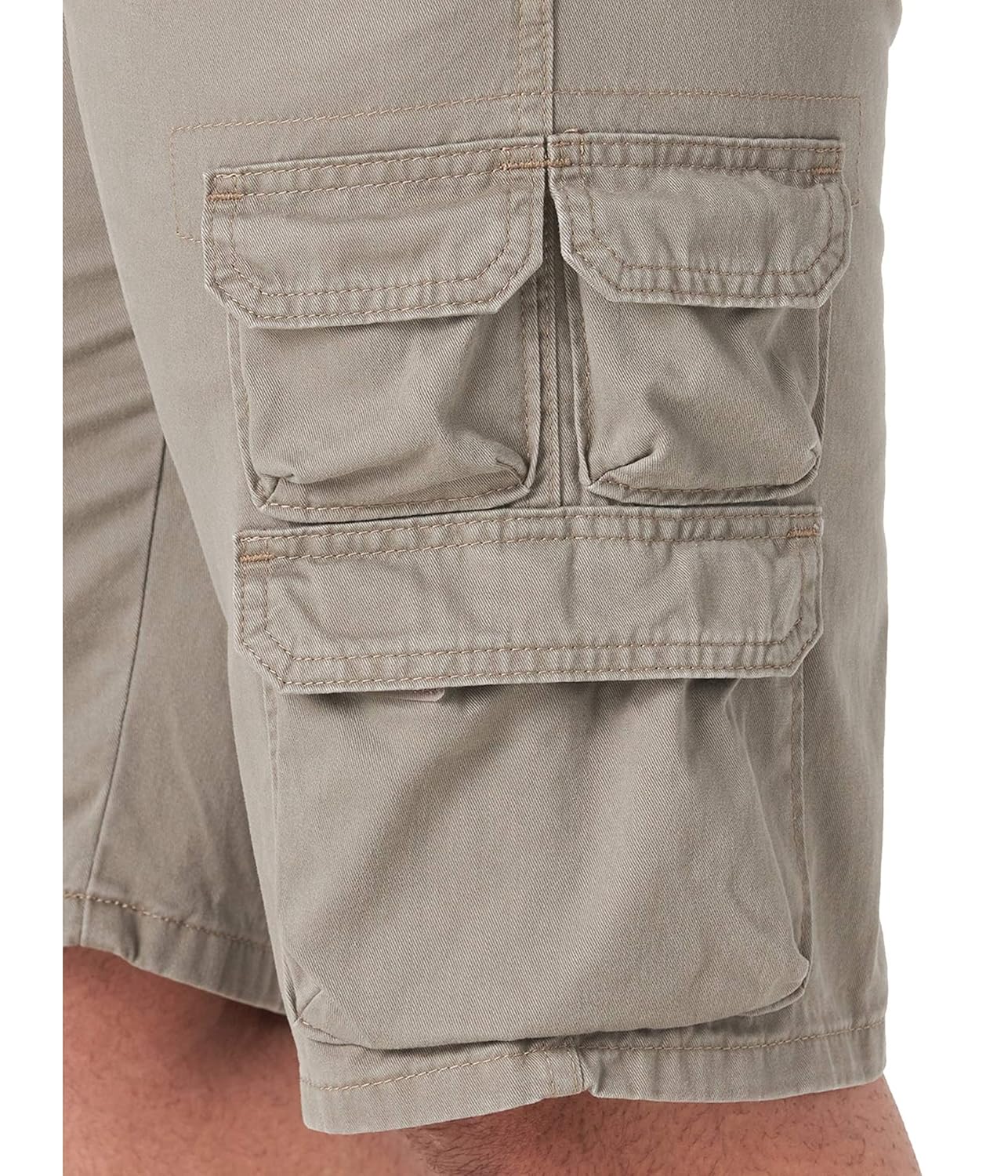 Wrangler Authentics Bermuda cargo masculina de sarja premium em promoção! Veja a oferta e mais achadinhos de Shorts & Bermudas 4 Hoje é o melhor dia para comprar Wrangler Authentics Bermuda cargo masculina de sarja premium com aquele preço maroto! Promoção! Aproveite a oferta! 4