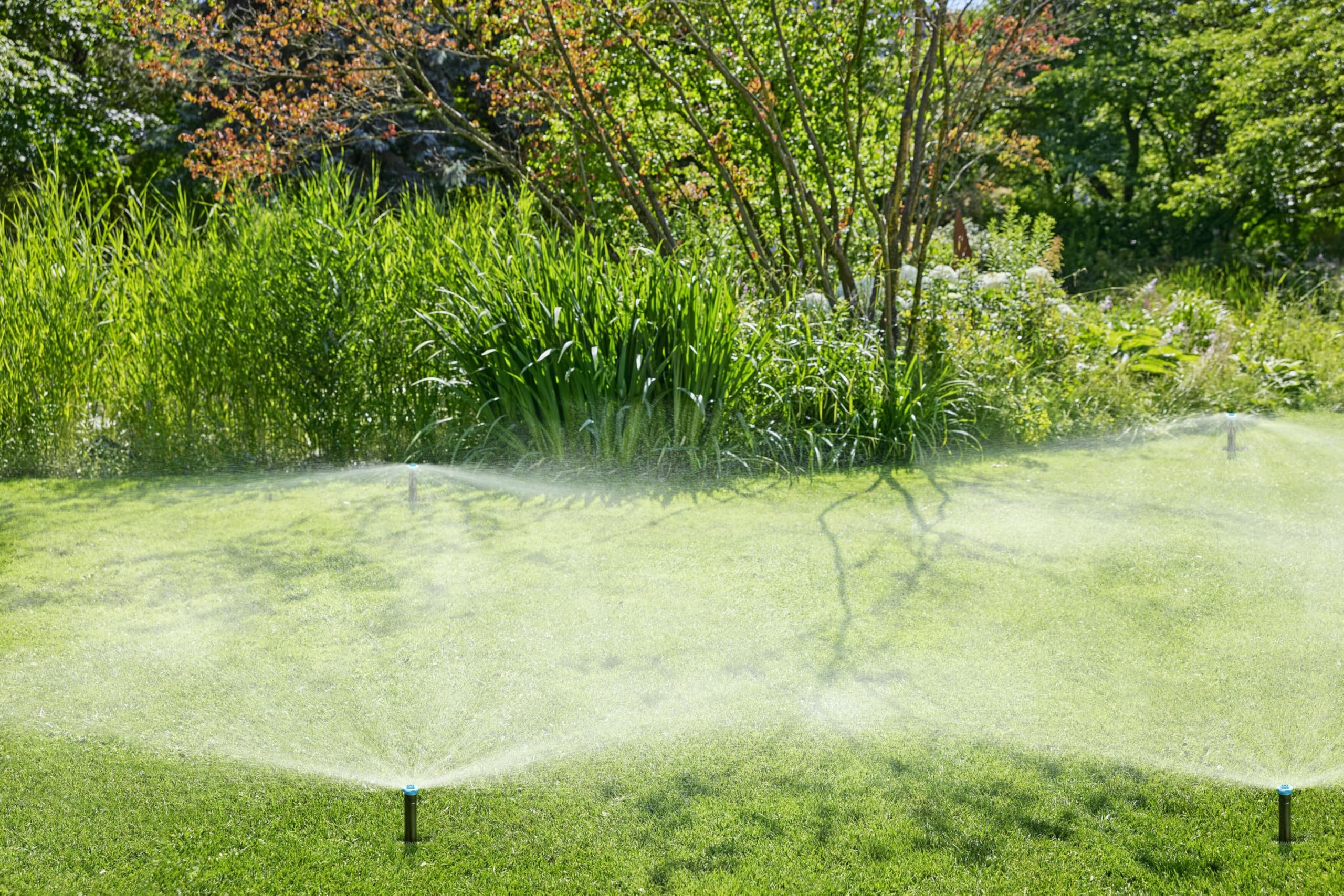 Gardena Sprinklersystem Irrigatore Pop-up SD30: sistema di irrigazione pop-up per prati piccoli fino a 30 m², gittata 1,5–3 m, con ugello, filetto femmina 1/2 pollici (8241-20) (Confezione da 5)