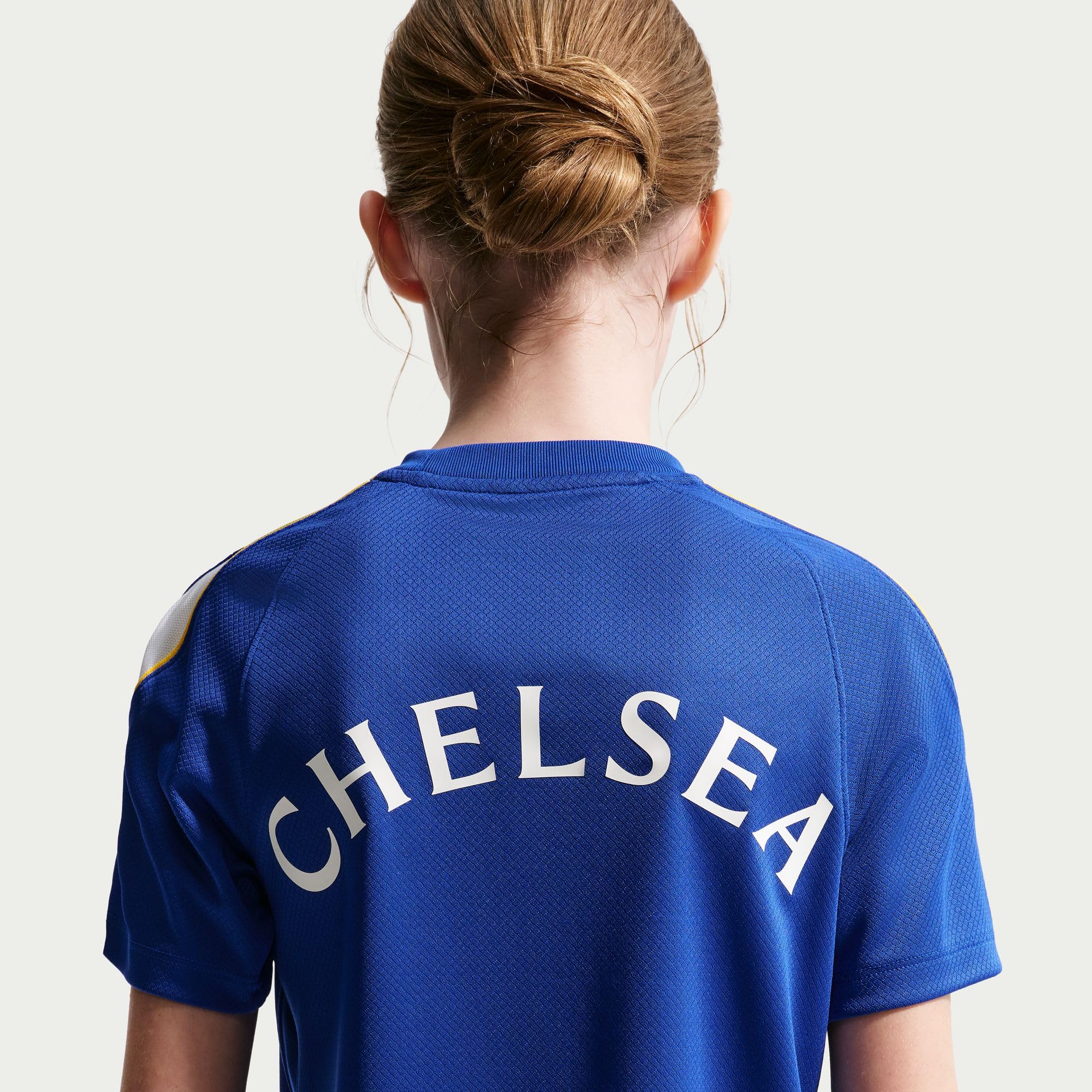 Nike FC Chelsea Strike Nike Football Dri-Fit Kurzarmshirt für Ältere Kinder Maglietta da Calcio Unisex - Bambini e Ragazzi