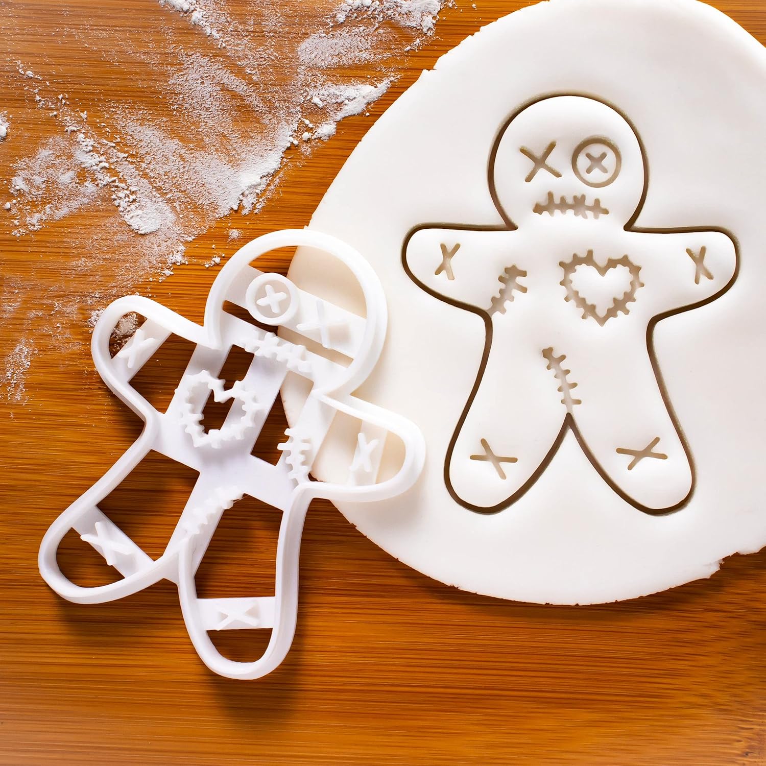 Set of 4 Gingerbread Man cookie cutters (Designs: VooDoo, Happy, Vitruvian and Zombie), 4 pieces - Bakerlogy