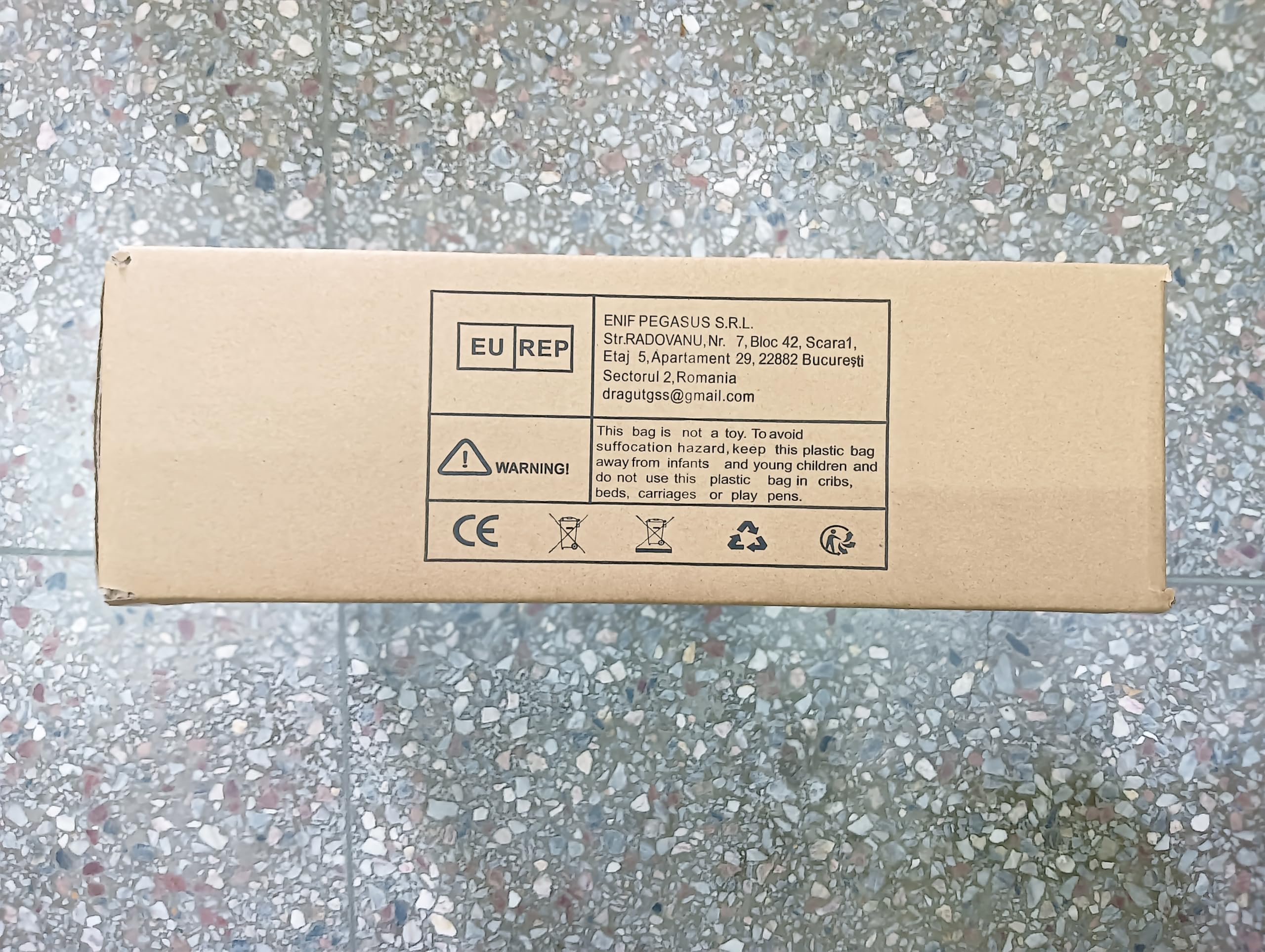 Ventilador De Techo Con Luz Silencioso LED Regulable Lampara Ventilador DC Reversible 6 Velocidades Timer Pequeña Ceiling Fan with Light Para El Dormitorio De Los Niños Salón-Wood Grain