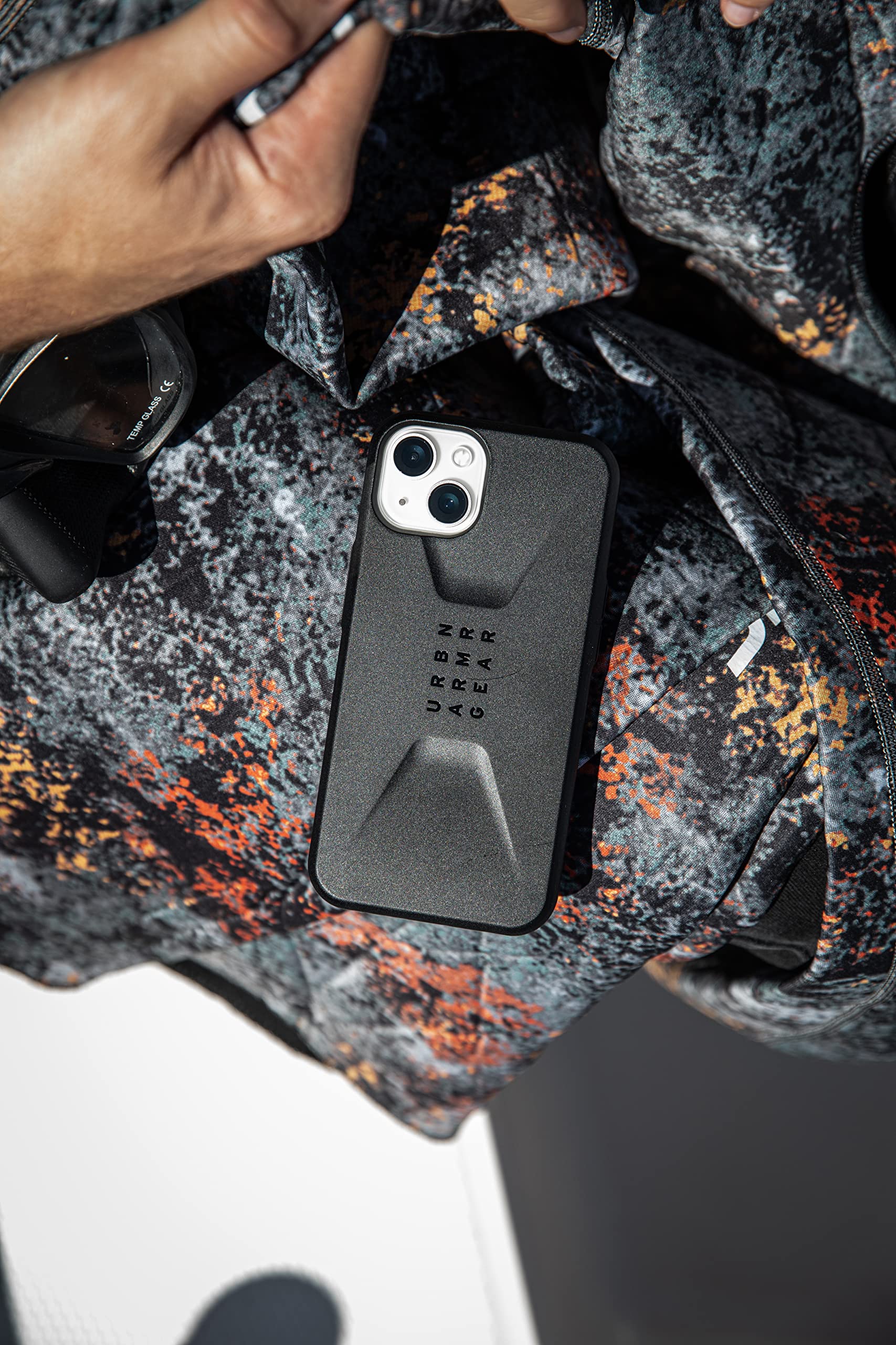 Amazon.com: URBAN ARMOR GEAR UAG Designed for iPhone 13 Pro