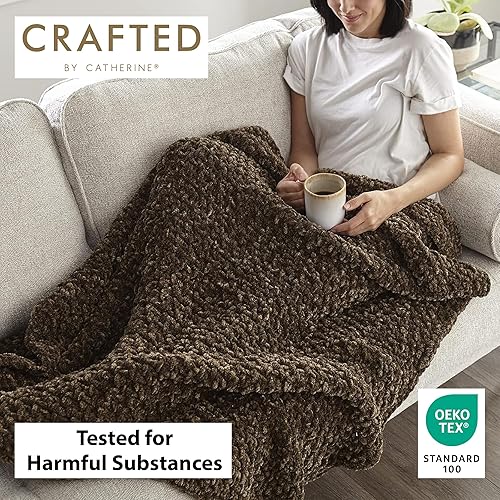 Miniatura 7 de Crafted By Catherine Luxe Velvet Multi - Ovillo de lana multicolor, paquete de 2 (98 yardas cada madeja), gris multicolor, calibre 6, súper