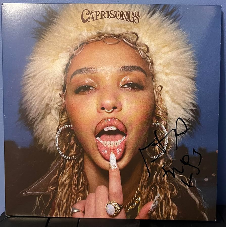 その他 LP FKA Twigs Caprisongs YO274LP Young /00260 FKA Twigs signed Caprisongs 12